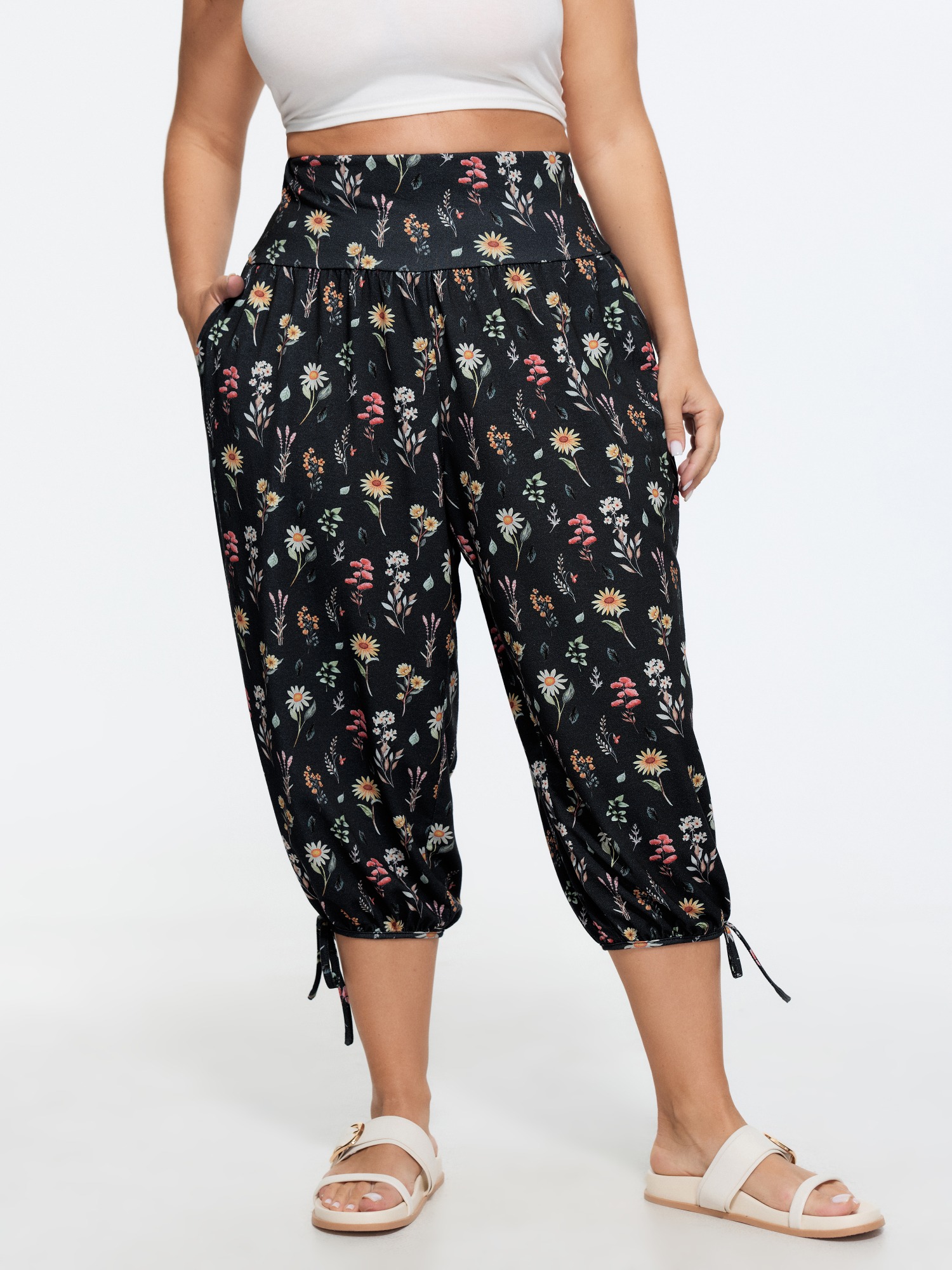 Bloomchic Stretchy Floral Print Drawstring Cuff Pants In Black