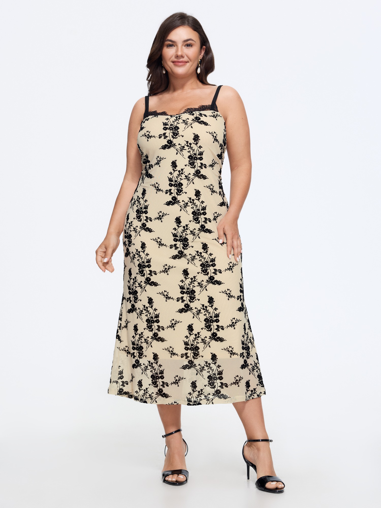 BloomChic Women's Plus Size Flocked Floral Lace Trim Cami Midi Dress Beige Botanical Midi Everyday-Elegant Cable Knit 30/6X