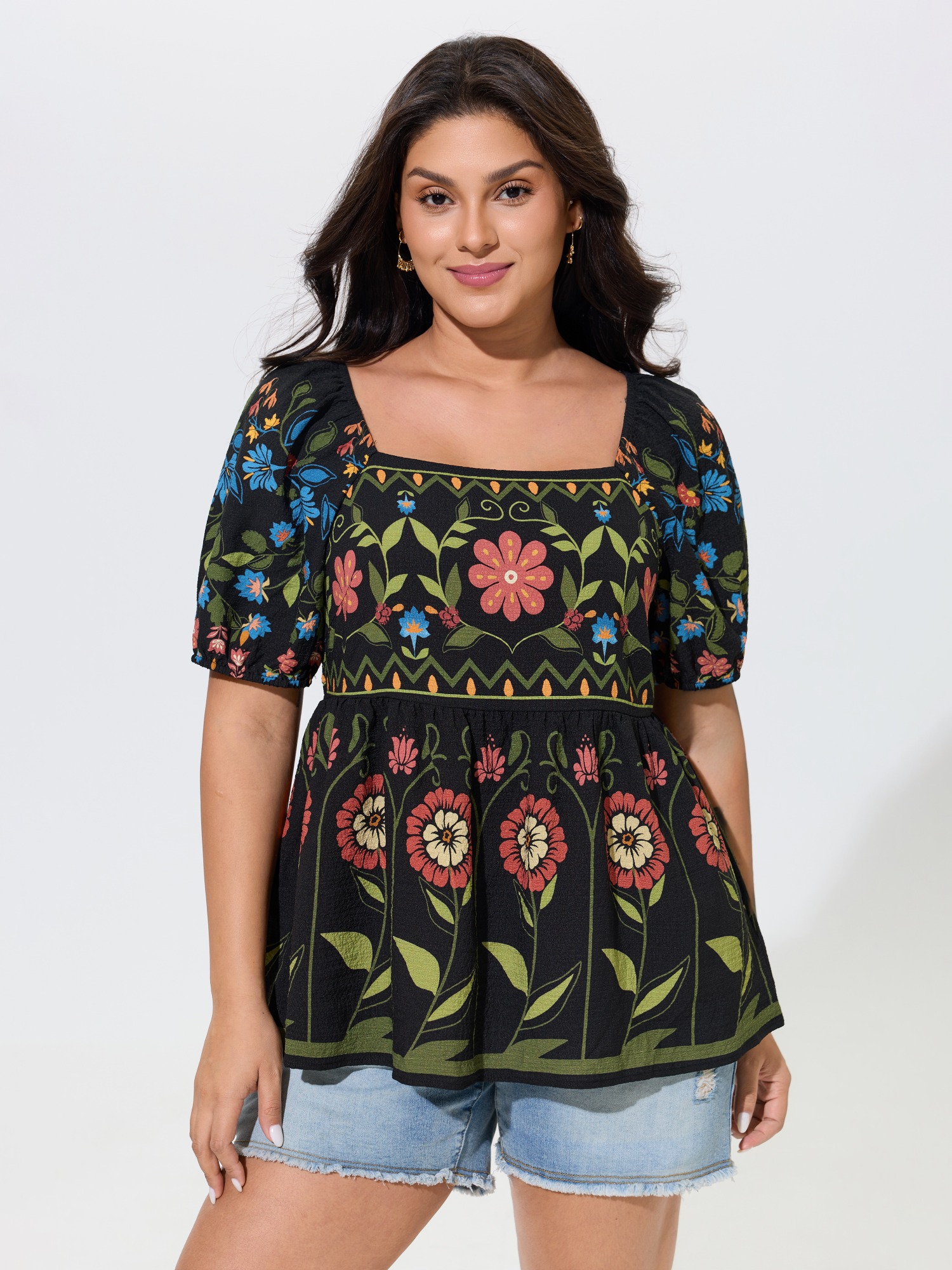 BloomChic Women's Plus Size Boho Floral Square Neck Peplum Blouse BlackFlower Tropical Vacation Short sleeve Square Neck 22-24/3X