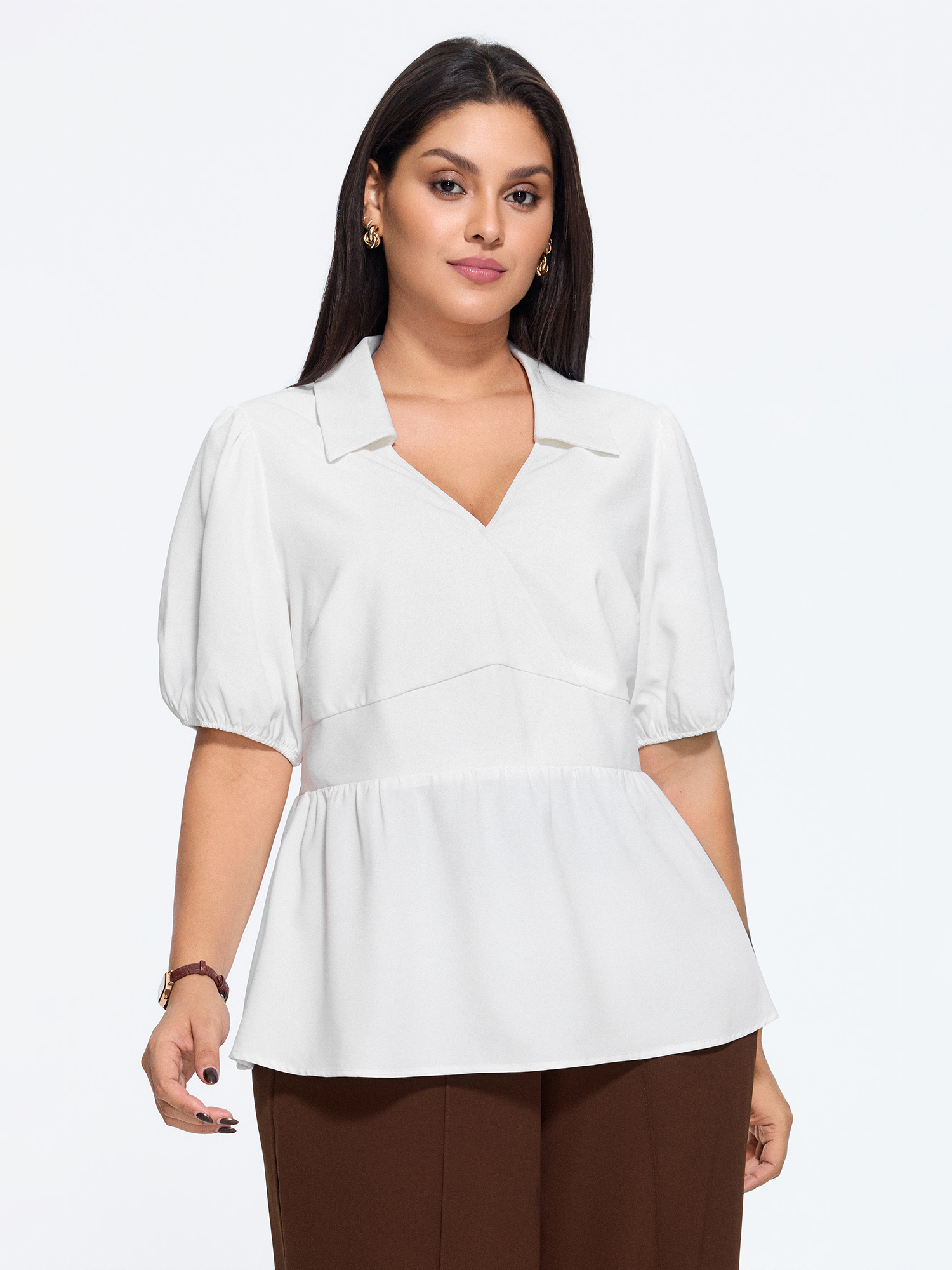 BloomChic Women's Plus Size Plain Surplice Neck Shirred Waist Blouse Originalwhite Solid Office Short sleeve V-Neck 10/M