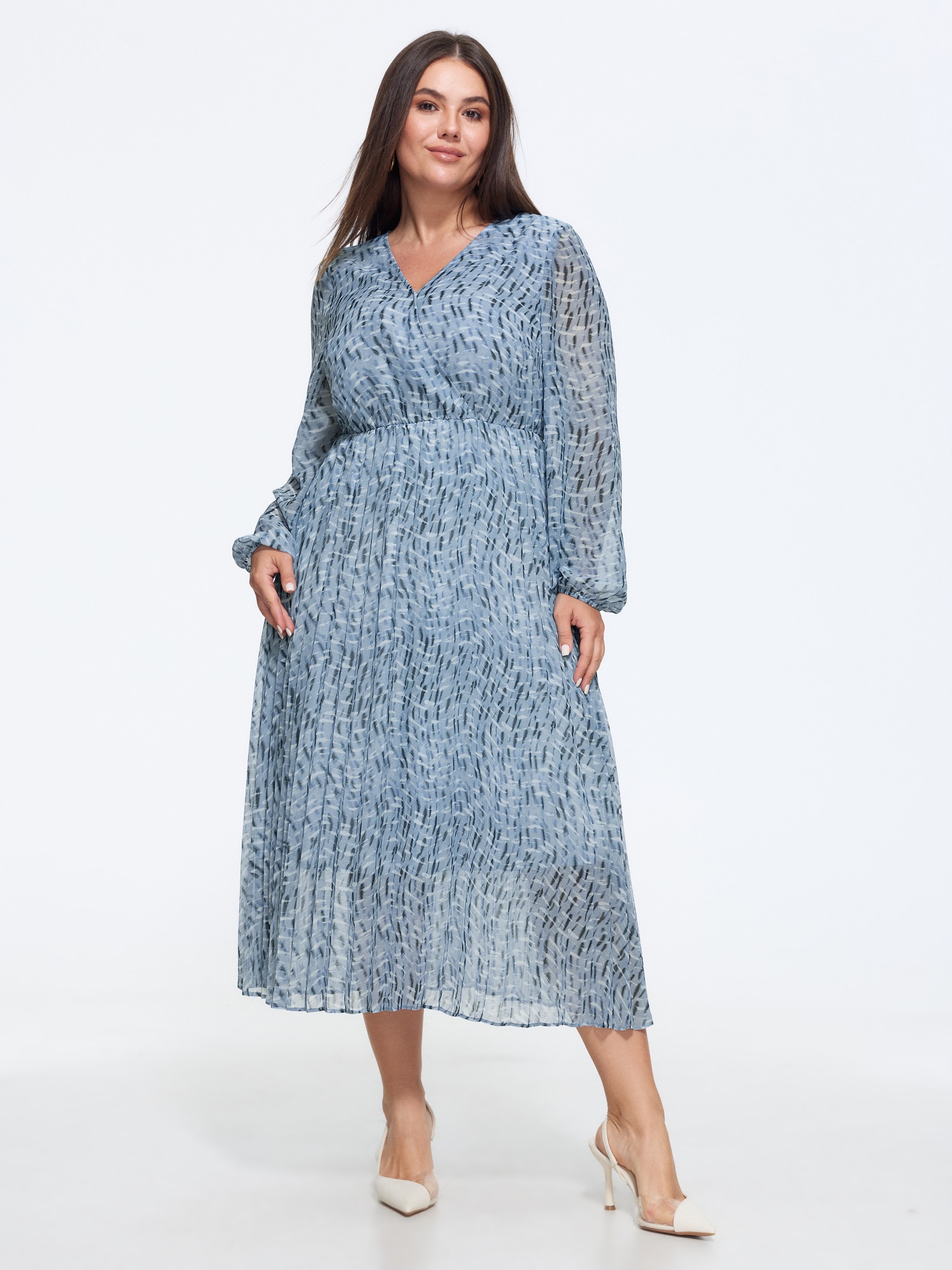 BloomChic Women's Plus Size Abstract Print Pleated Chiffon Flowy Midi Dress LightBlue Animal Motif Maxi Office Smocked 10/M