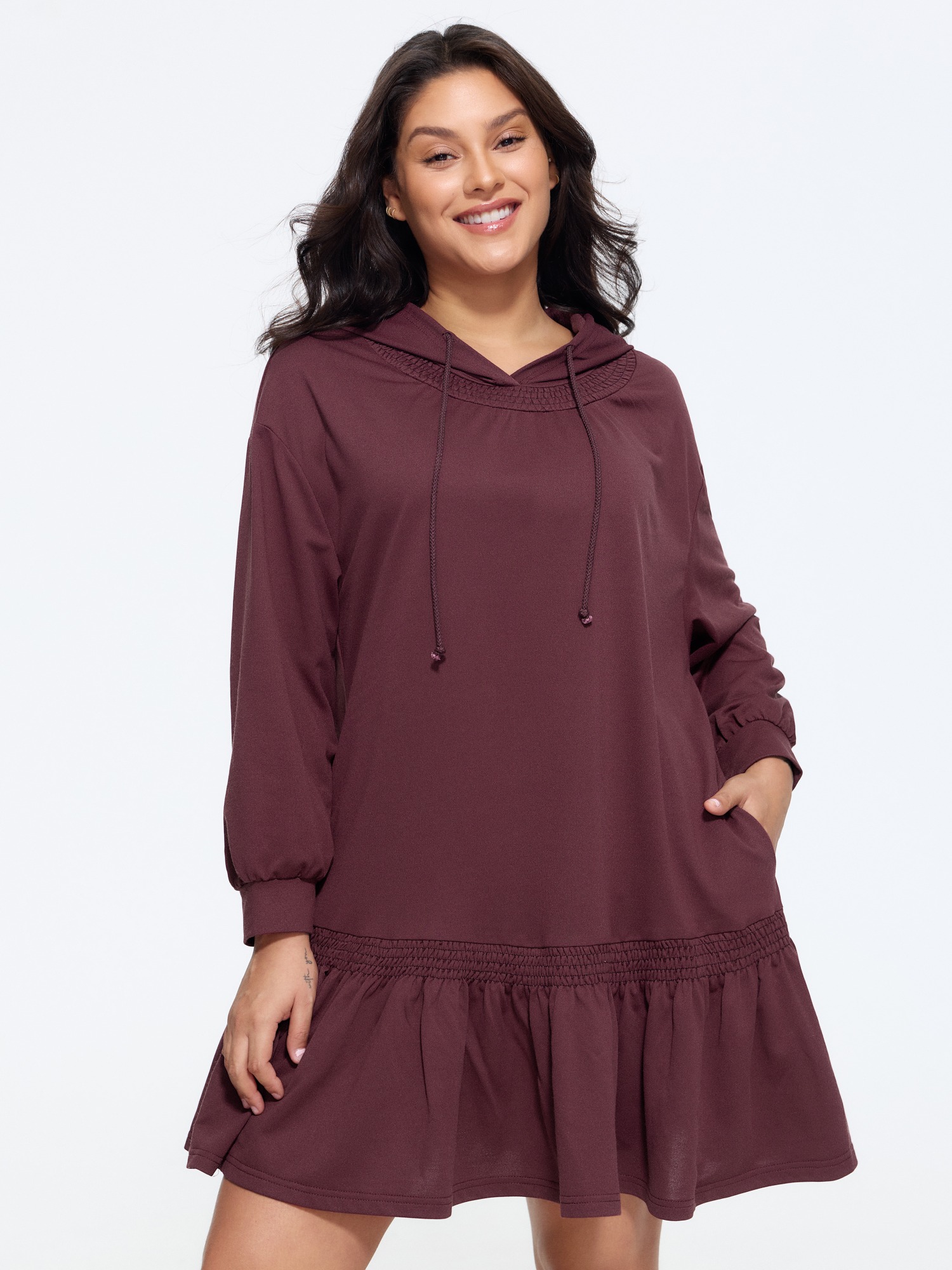 BloomChic Women's Plus Size Solid Shirred Drawstring Hoodie Mini Dress Browncoffeecolor Solid Knee Length Everyday-Casual Lace-Up 18-20/2X