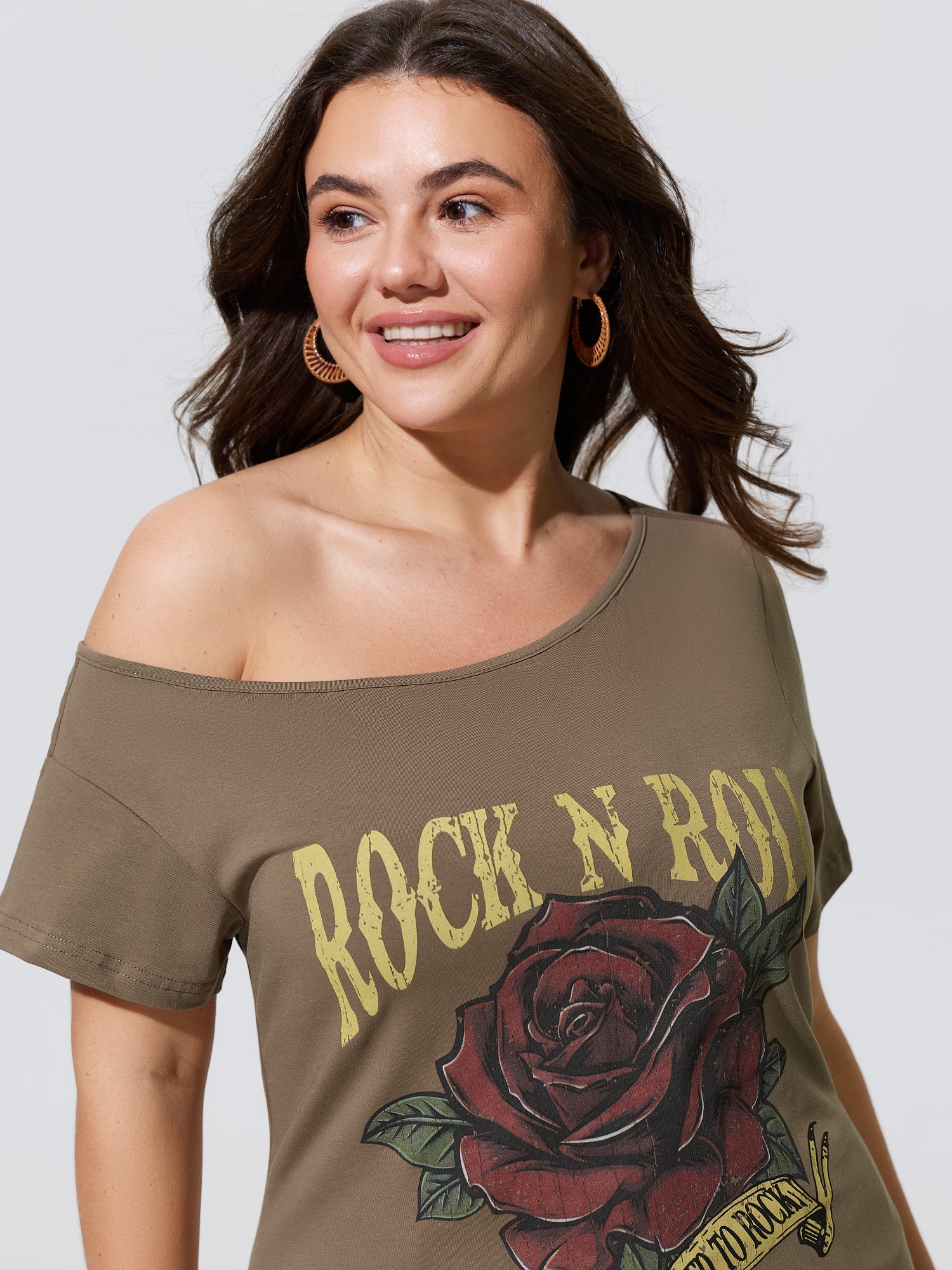 BloomChic Women's Plus Size Cotton Rock And Roll Print T-Shirt Browncoffeecolor Vacation Short sleeve One-Shoulder 10/M