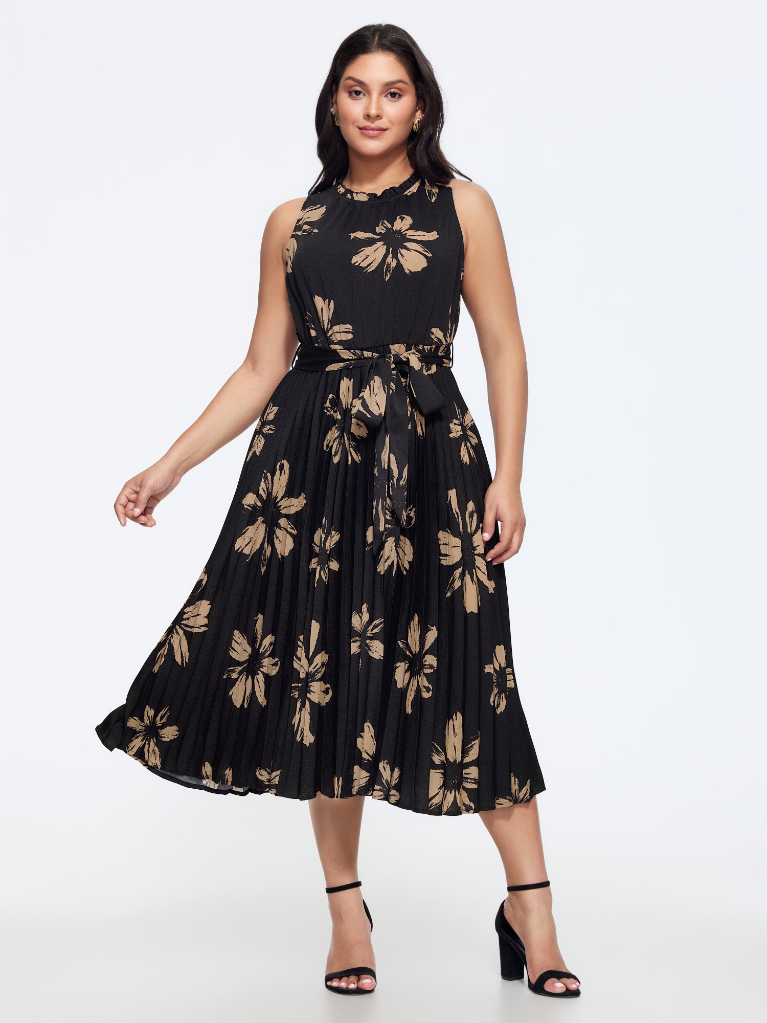 BloomChic Women's Plus Size Floral Print Pleated Tie Waist Midi Dress Black Floral Midi Everyday-Elegant Lace-Up 12/L