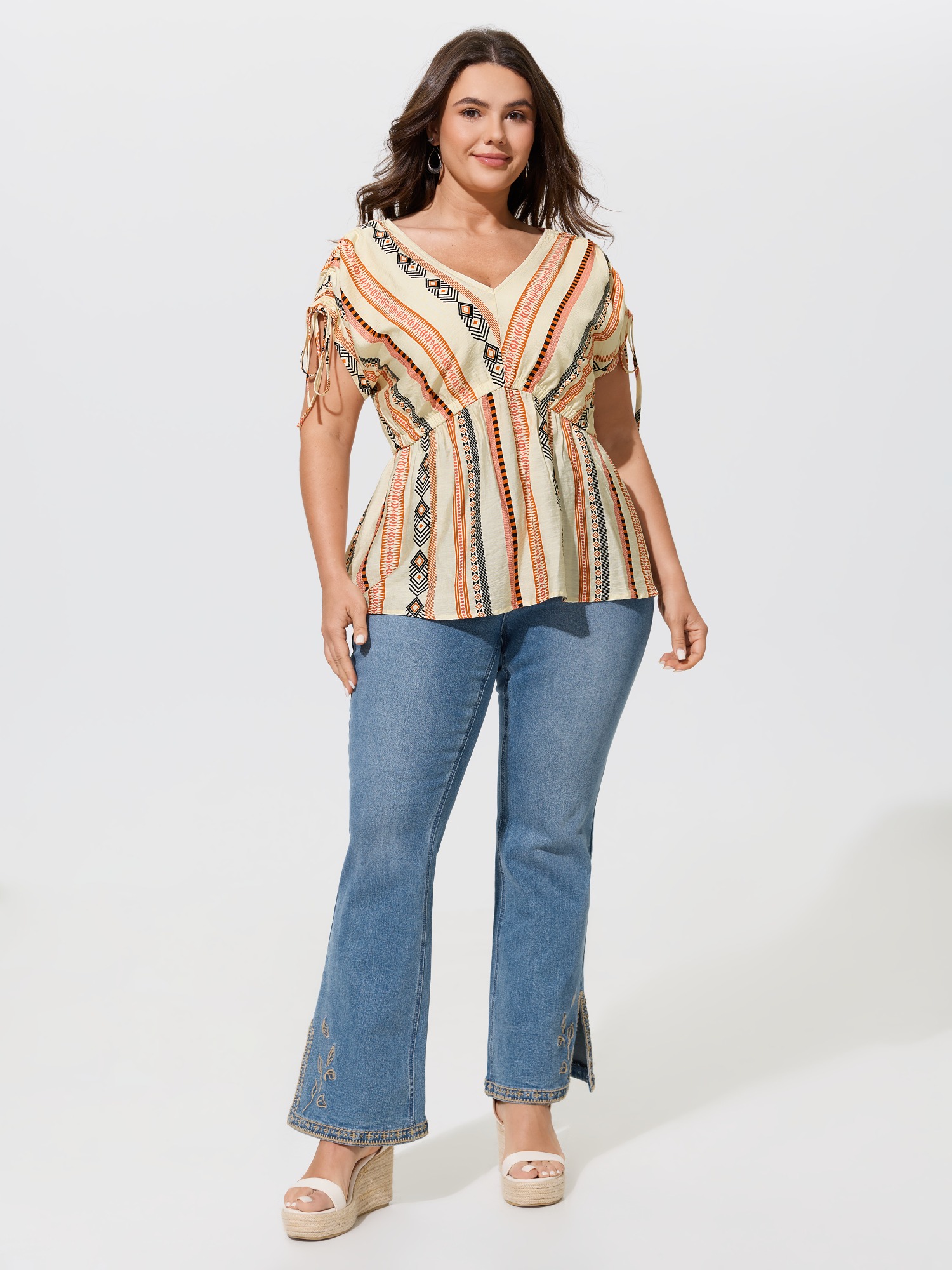 BloomChic Women's Plus Size Boho Stripe Print Tie Cuff Sleeve Gathered Blouse Ivory Stripes Vacation Short sleeve V-Neck 10/M