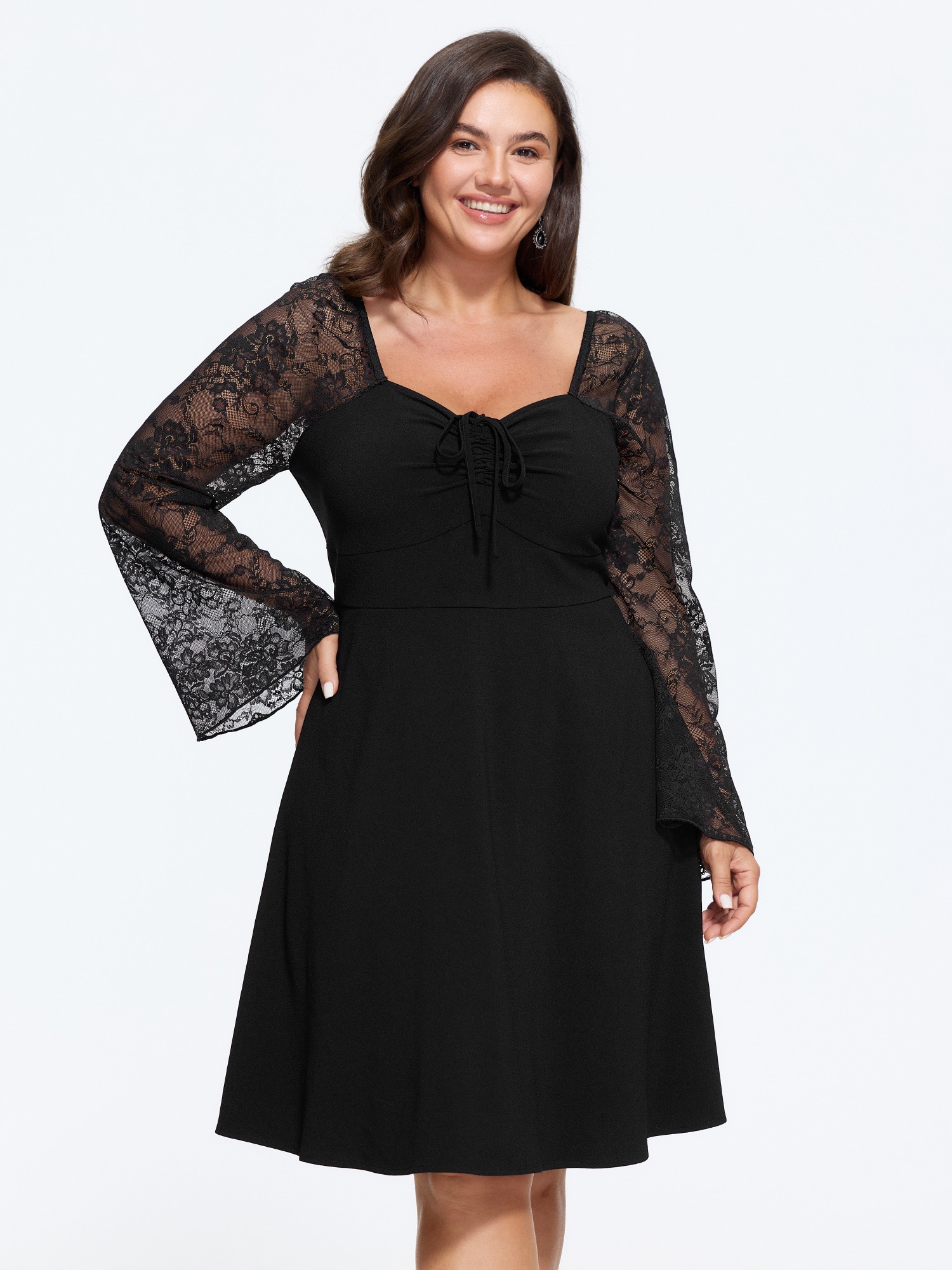 BloomChic Women's Plus Size Sweetheart Neck Lace Sleeve Drawstring Mini Dress Black Solid Mini Everyday-Elegant Patchwork 18-20/2X
