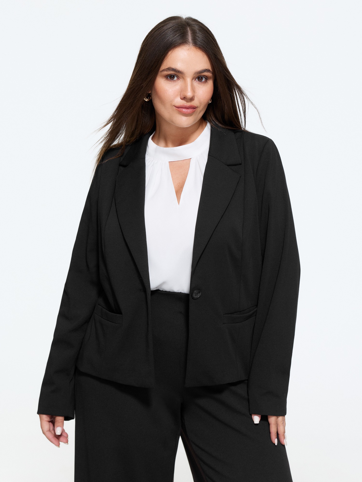 BloomChic Women's Plus Size Suit Collar Single Button Pocket Cropped Blazer Black Non Sleeve Long Sleeve Notched Lapel 10/M