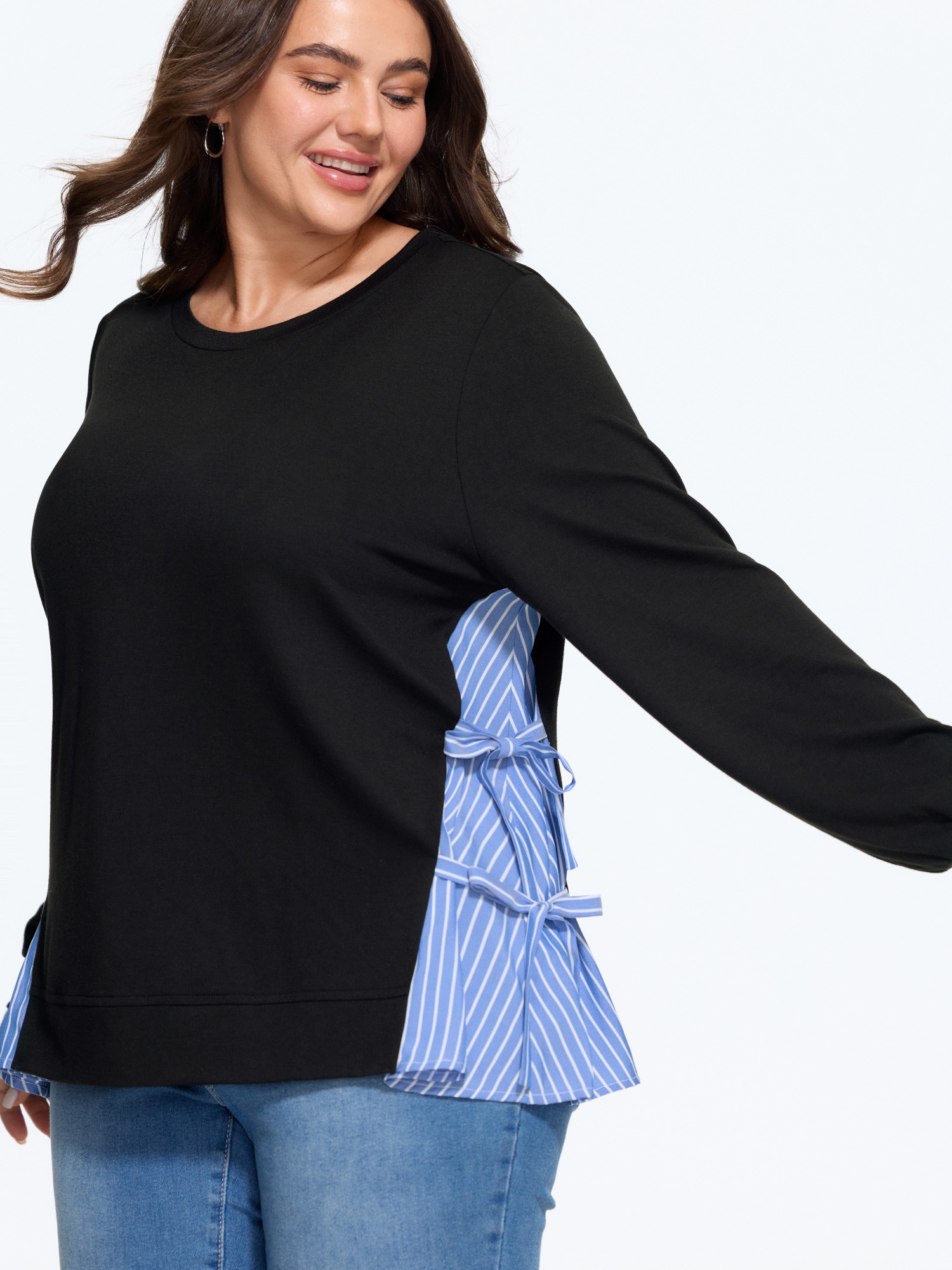 BloomChic Women's Plus Size Supersoft Stripe Side Patchwork Bow Tie Detail Sweatshirt Black Everyday-Casual Round Neck 12/L