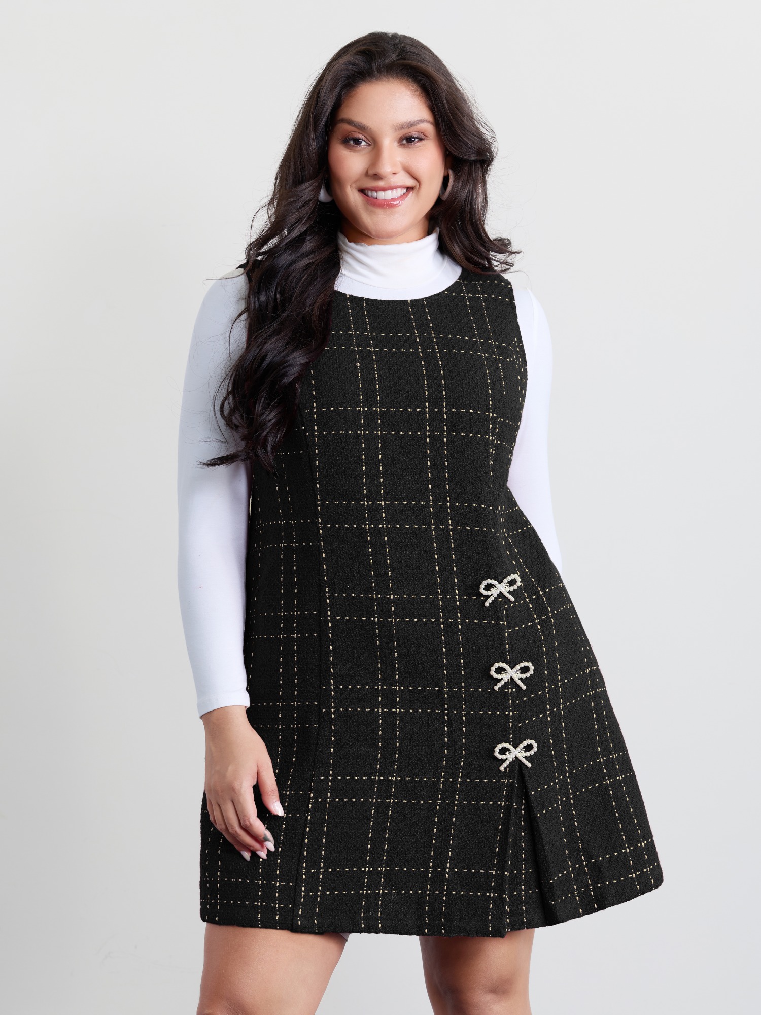 BloomChic Women's Plus Size Plaid Tweed Round Neck Pearl Bow Decor Mini Dress Black Plaid Mini Everyday-Elegant Grommets 12/L