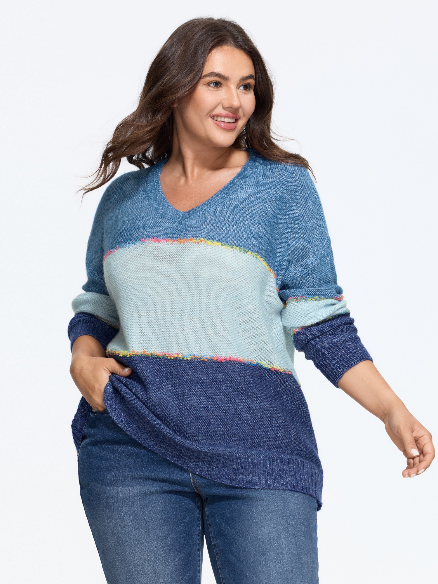 Bloomchic Color Block V Neck Pullover In Stone