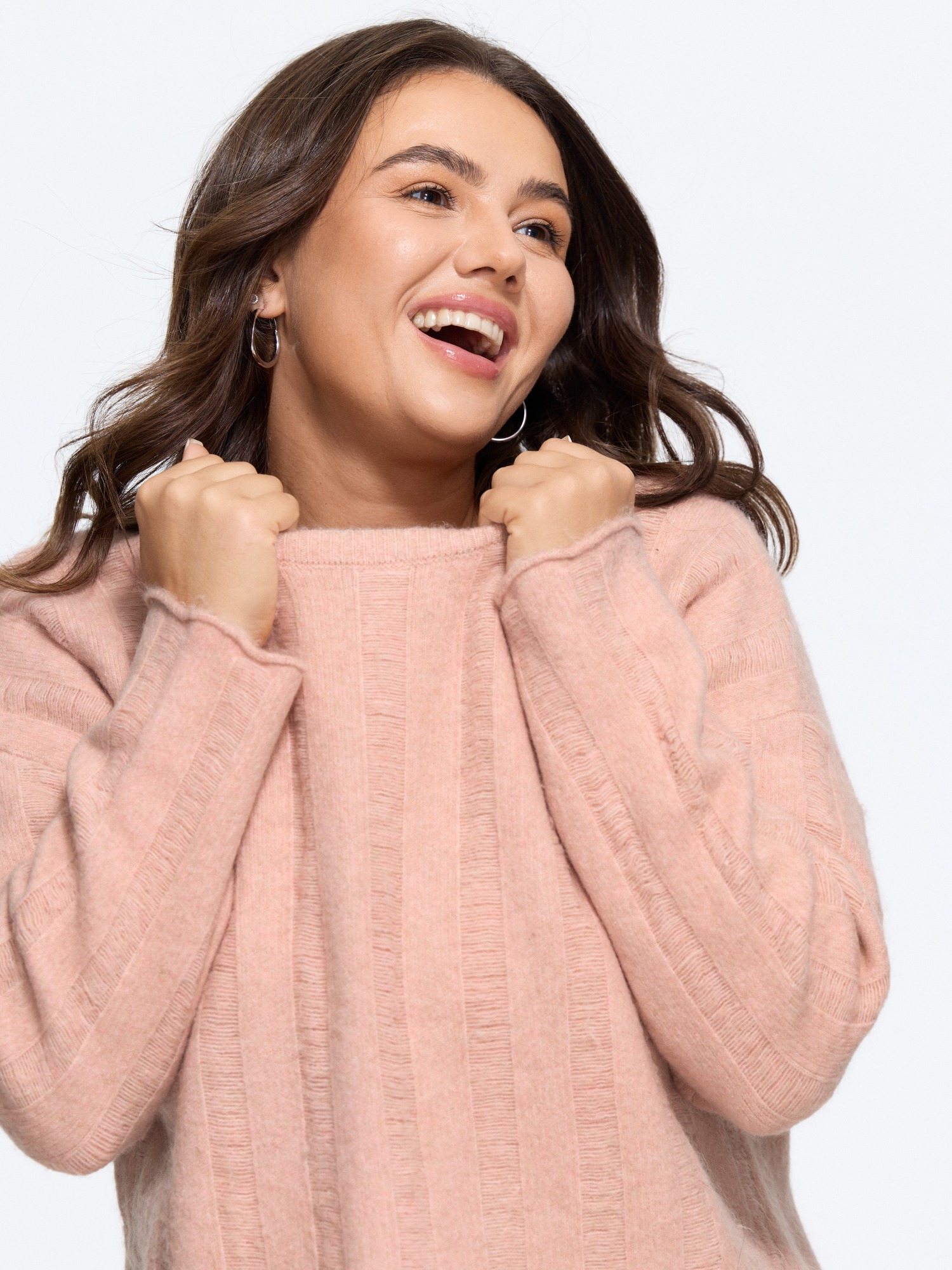 Bloomchic Textured Round Neck Scalloped Hem Pullover In Salmon