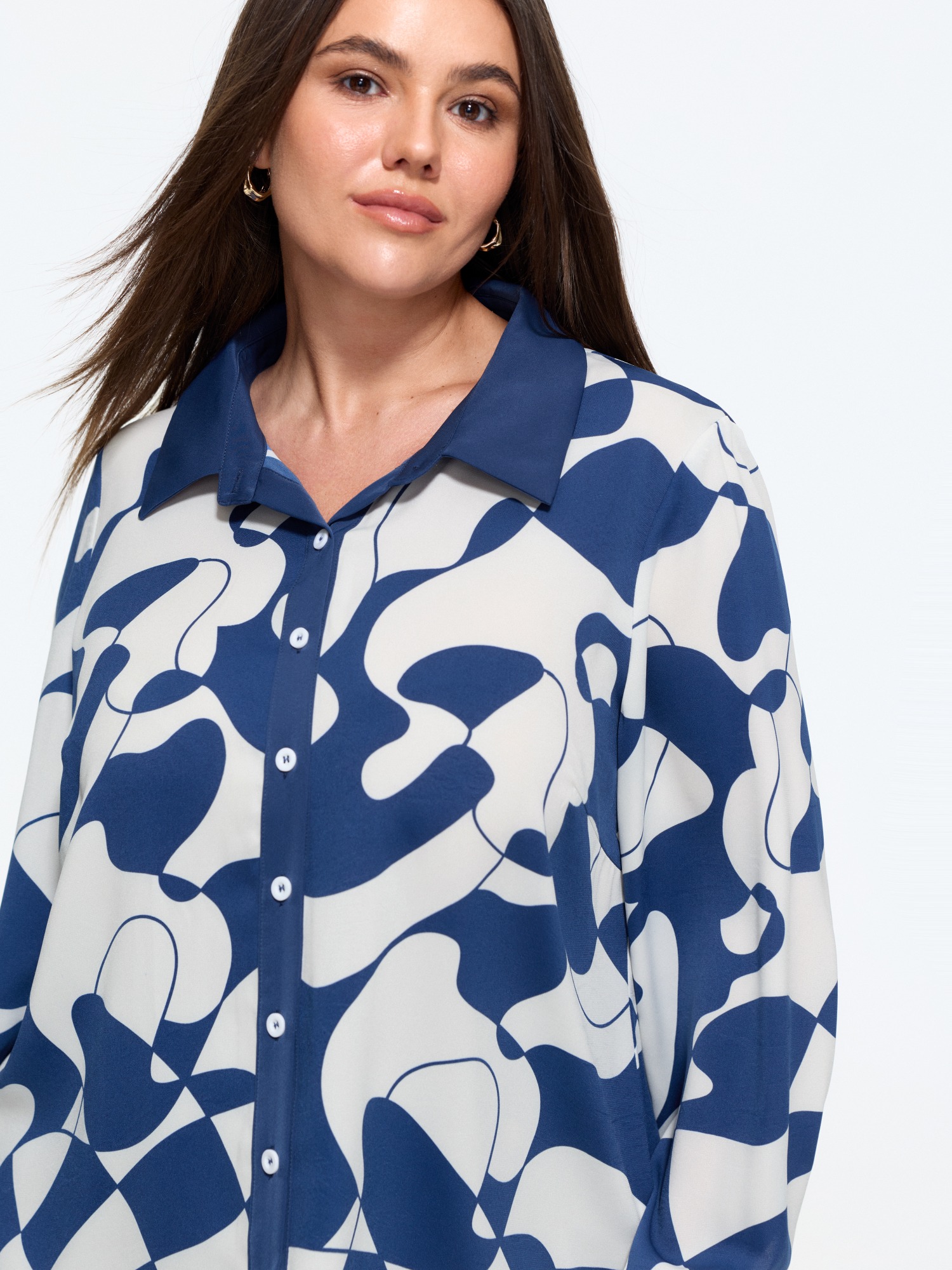 BloomChic Women's Plus Size Geometric Abstract Print Loose Fit Blouse Mediumblue Art Print Office Long Sleeve Collared Neck 10/M