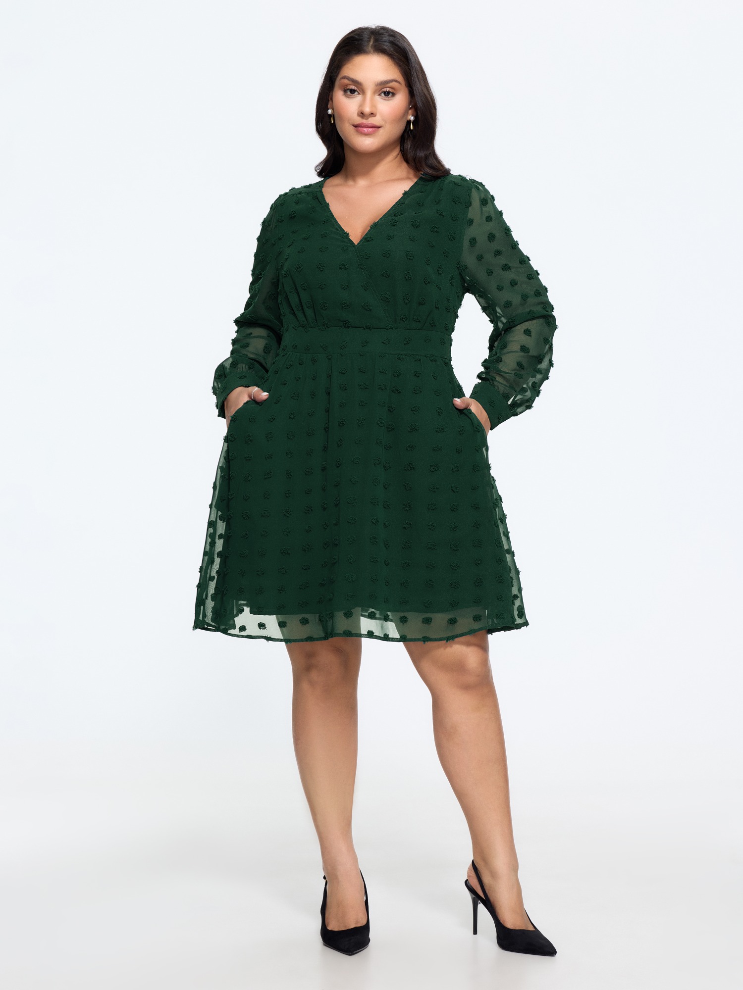 BloomChic Women's Plus Size Textured Wrap Neck Long Sleeve Chiffon Mini Dress DarkGreen Solid cropped Everyday-Elegant Smocked 10/M