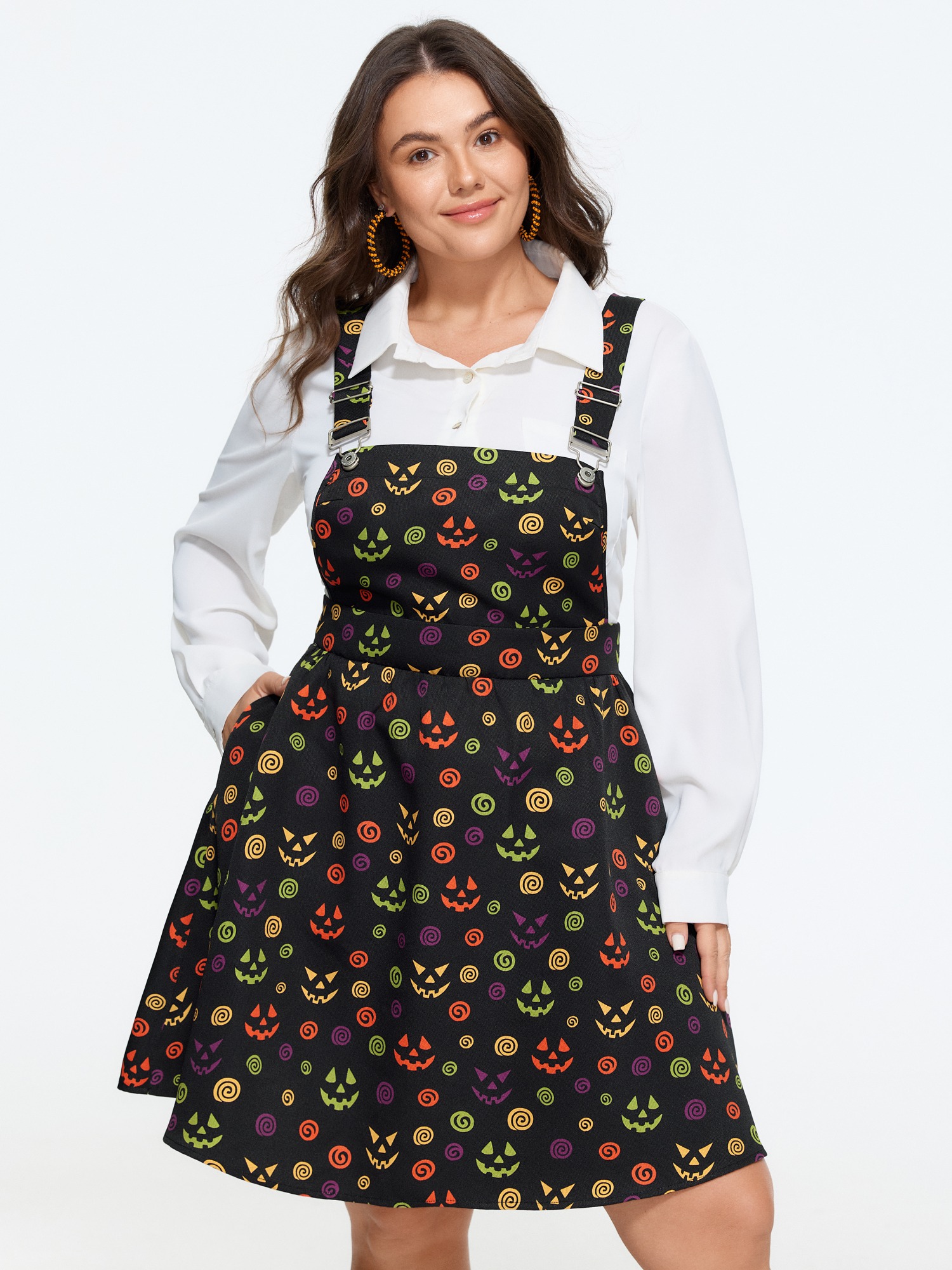 BloomChic Women's Plus Size Pumpkin Jack‑O‑Lantern Print Adjustable Suspender Overall Mini Dress Black Halloween Mini Everyday-Casual Smocked 10/M