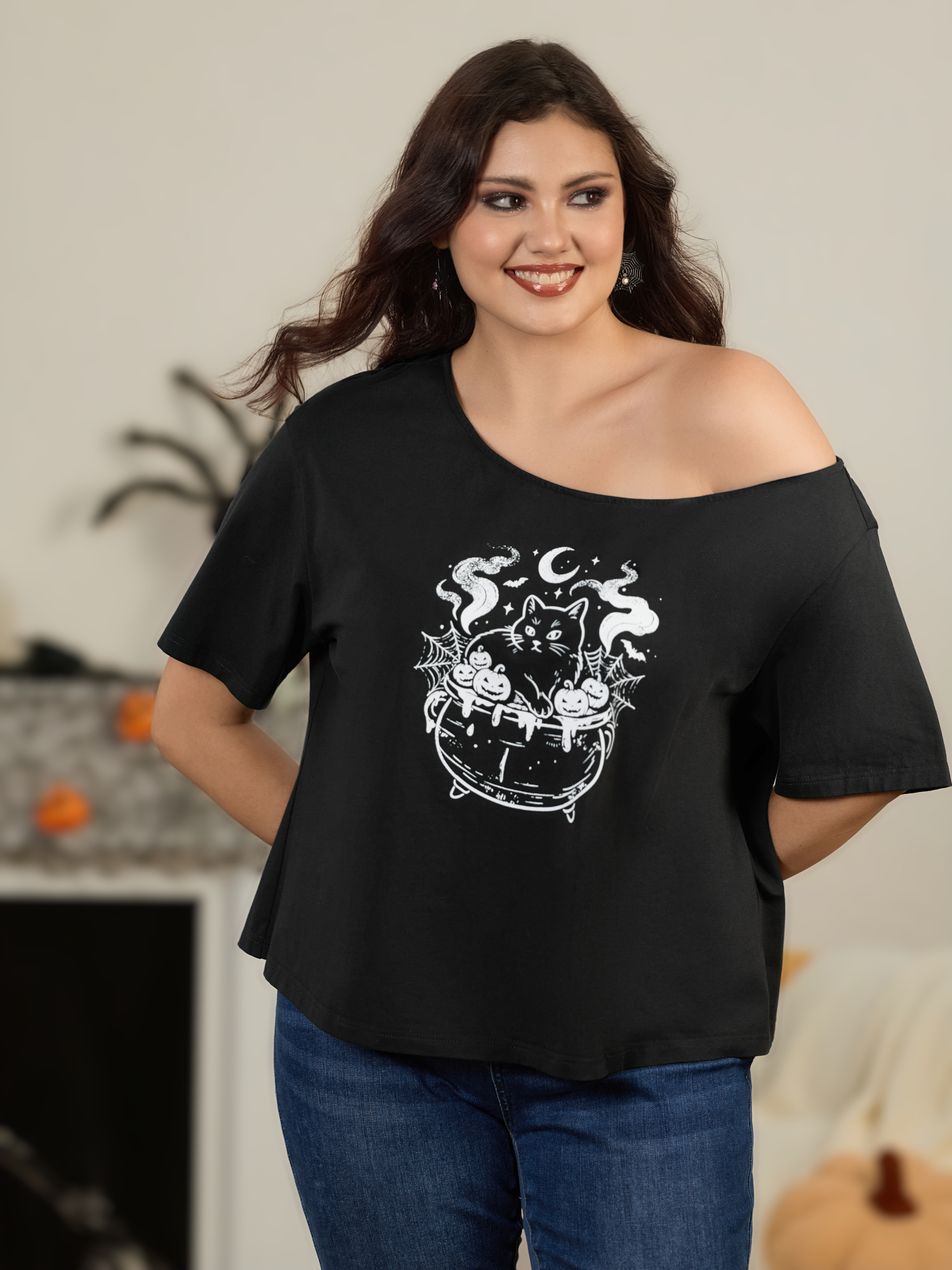 BloomChic Women's Plus Size Cotton Halloween Cat Cauldron Pumpkin Print Off Shoulder T‑Shirt Black Halloween Everyday-Casual Short sleeve Cold Shoulder 10/M
