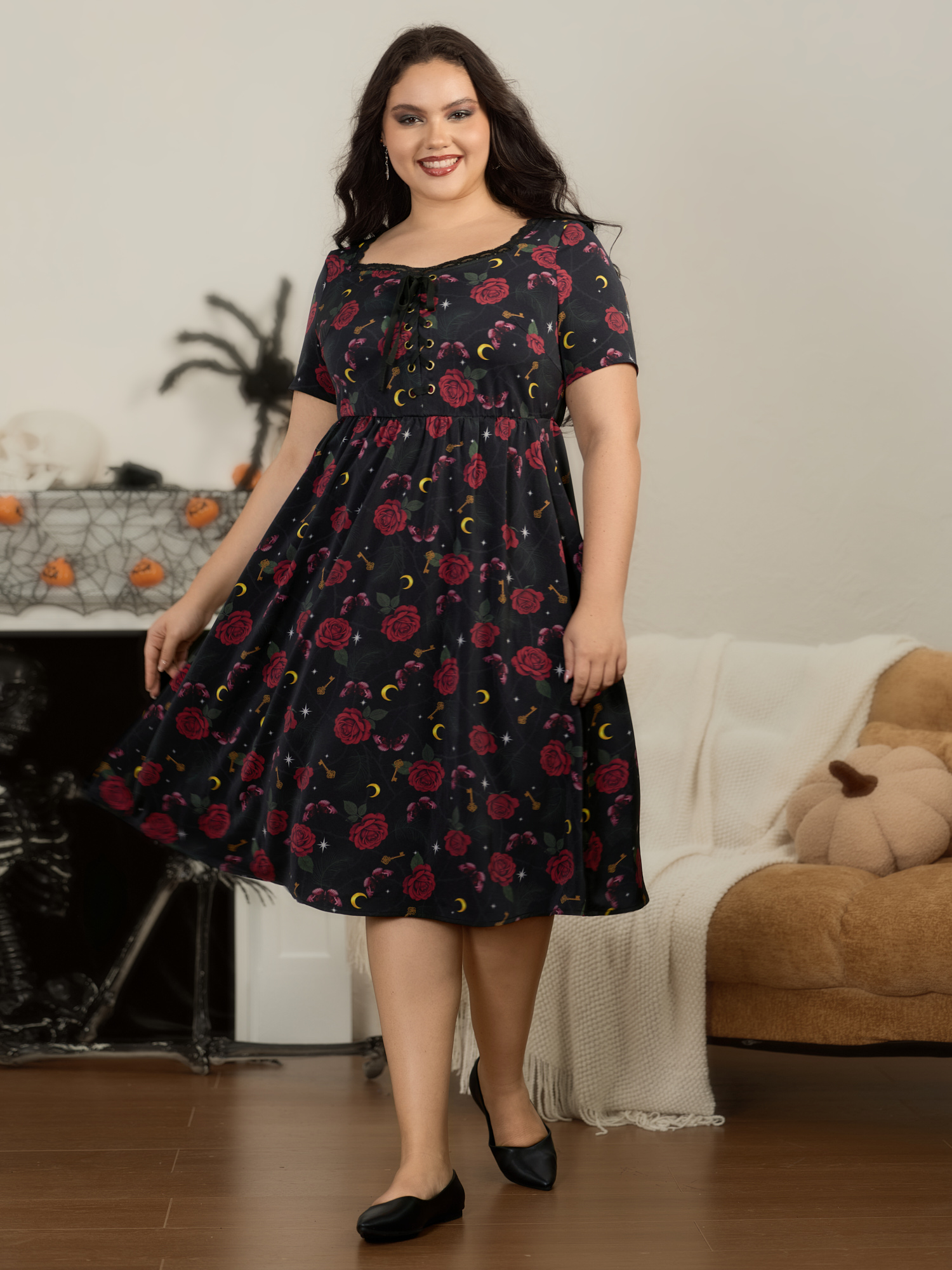 BloomChic Women's Plus Size Rose Print Lace Trim Lace‑Up Front Midi Dress BlackFlower Halloween Midi Everyday-Casual Patchwork 10/M