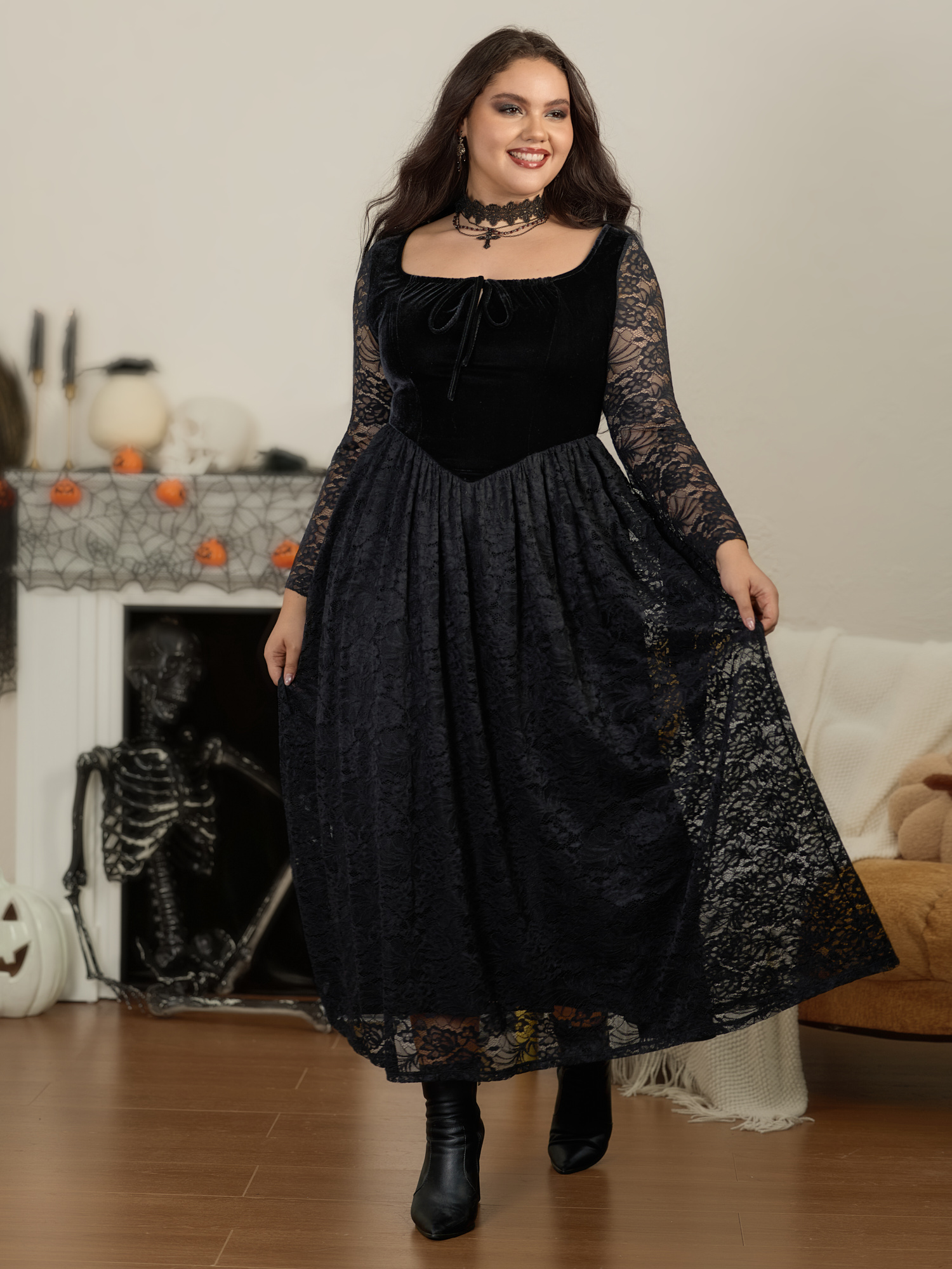 BloomChic Plus Size Square Neck Velvet Bodice Full Lace Gothic Maxi Dress - Curve Ladies Black 节庆款 Long Sleeve Solid Daily Dresses 32/5X