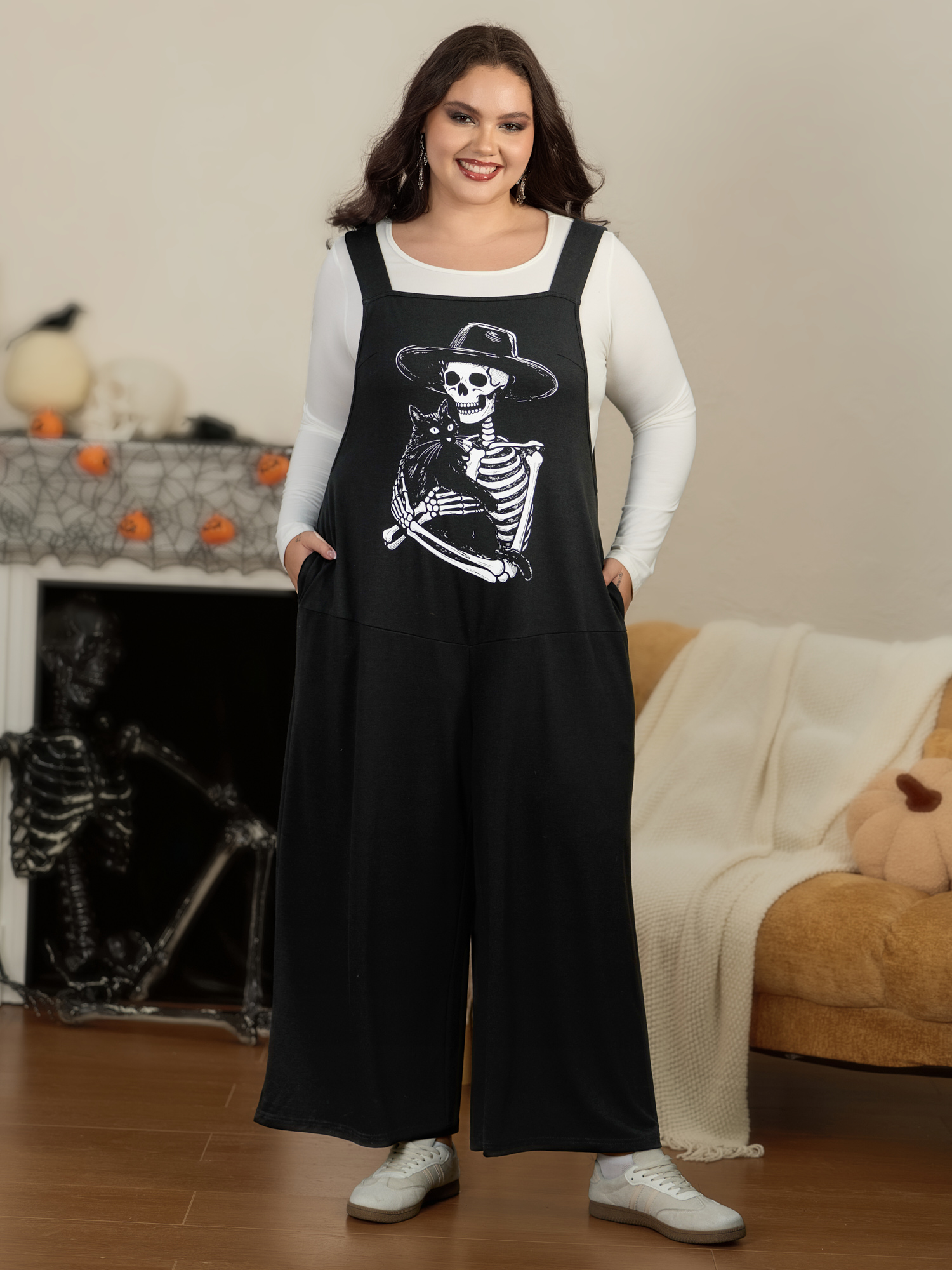 BloomChic Women's Plus Size Halloween Skeleton Cat Print Pocket Overall Jumpsuit Black Everyday-Casual 10/M