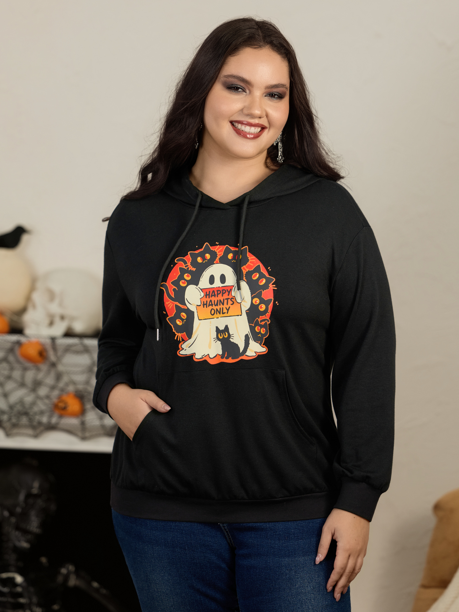 BloomChic Women's Plus Size Happy Haunts Only Ghost Cat Print Hoodie Sweatshirt Black Halloween Everyday-Casual Hooded Neck 10/M