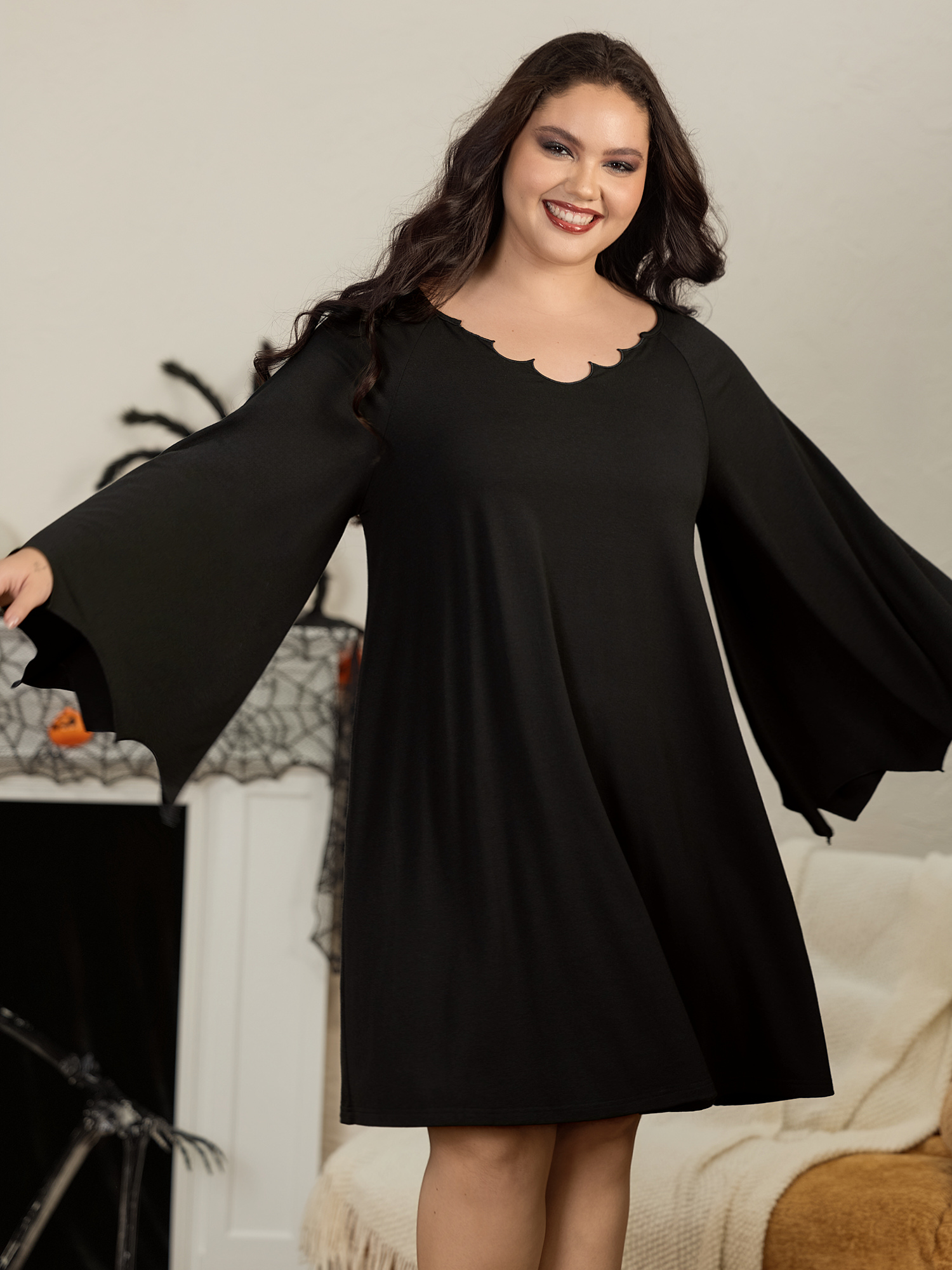 BloomChic Women's Plus Size Supersoft Halloween Witch Bell Sleeve Scallop Neck Nightgown Black Long Sleeve Mini V-Neck 10/M