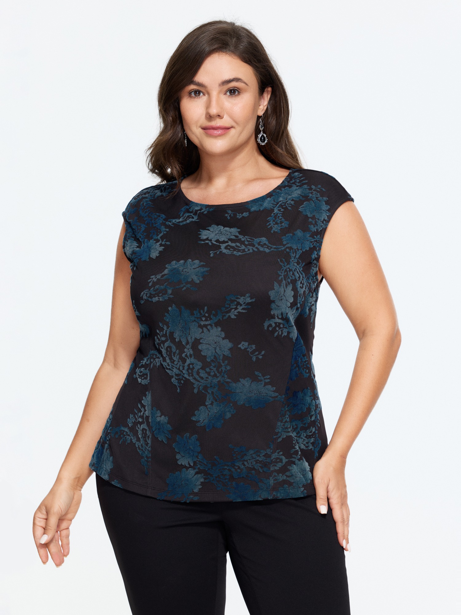 BloomChic Women's Plus Size Stretch Flocked Floral Round Neck Tank Top Black Everyday-Elegant Sheath Round Neck 12/L