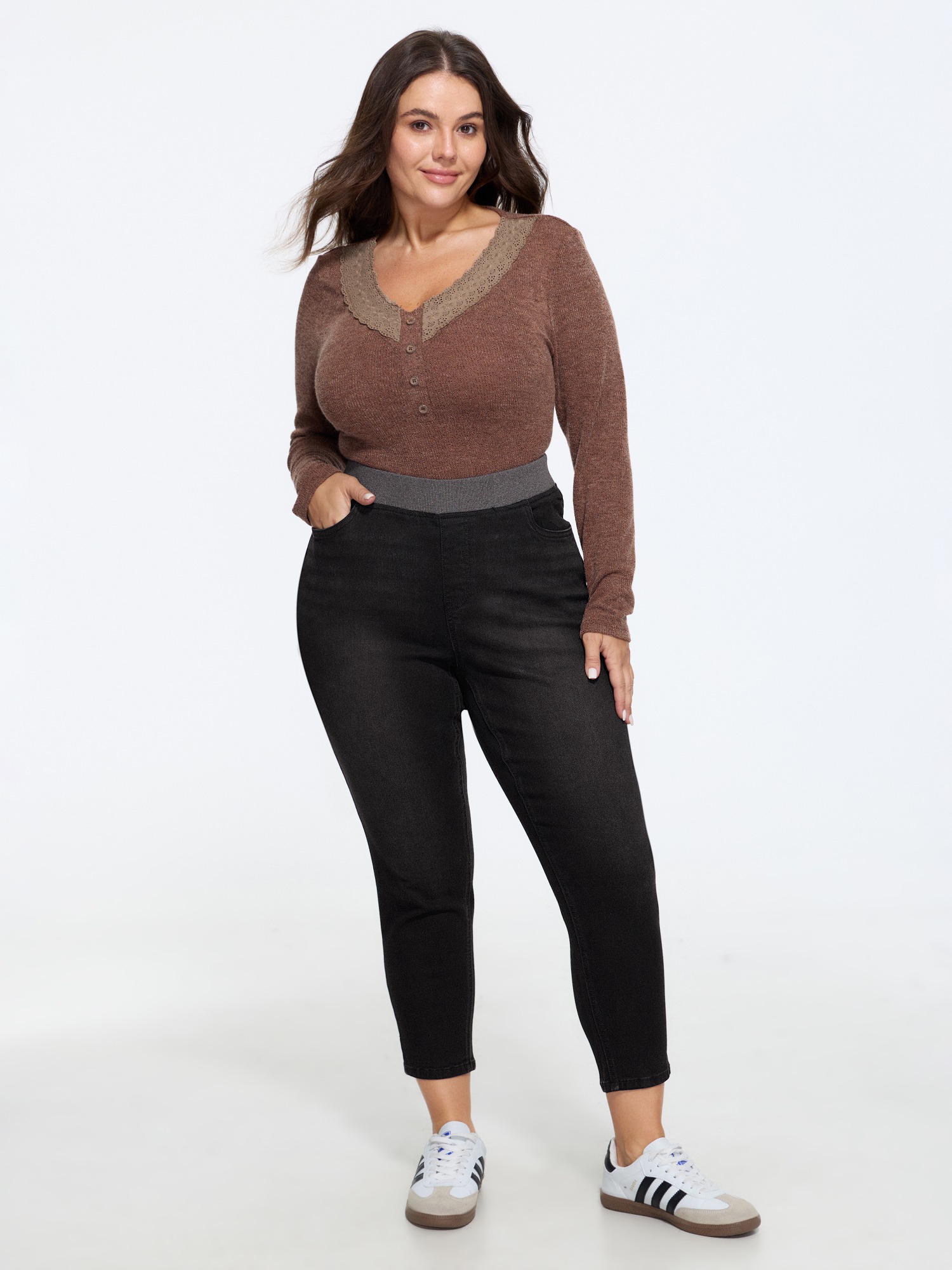BloomChic Women's Plus Size Pull-On High-Rise Skinny-Fit Jeans Denimblack not graphics Non Skinny fit Medium stretch 10/M