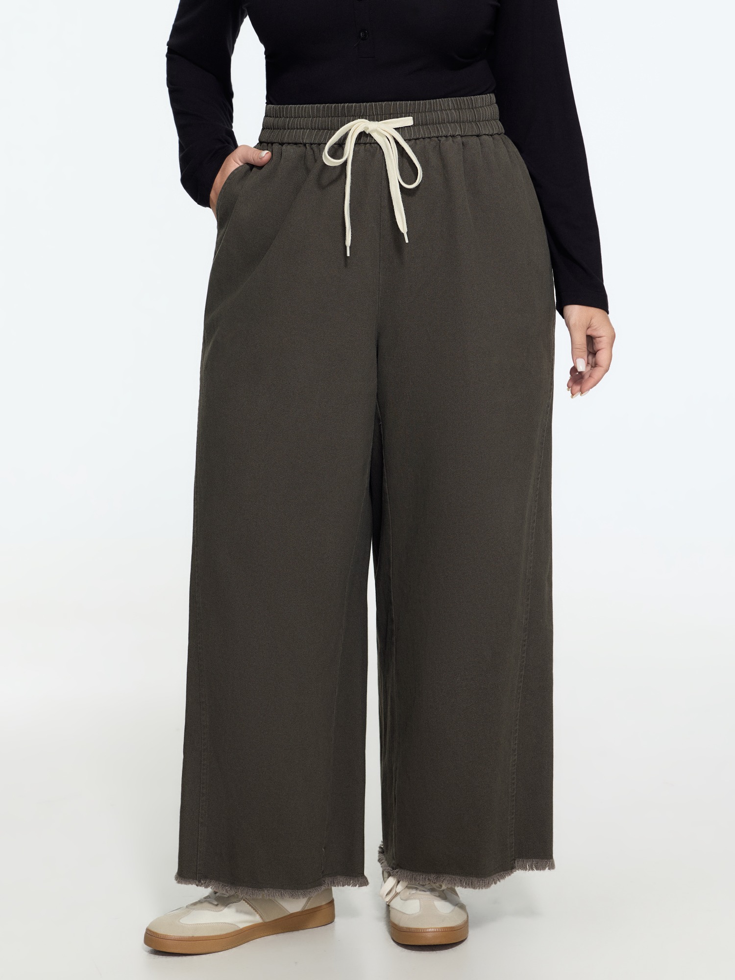 BloomChic Women's Plus Size Stretch Drawstring Waist Frayed Hem Wide Leg Pants ArmyGreen Solid Wide leg Mid Rise Everyday-Casual 10/M