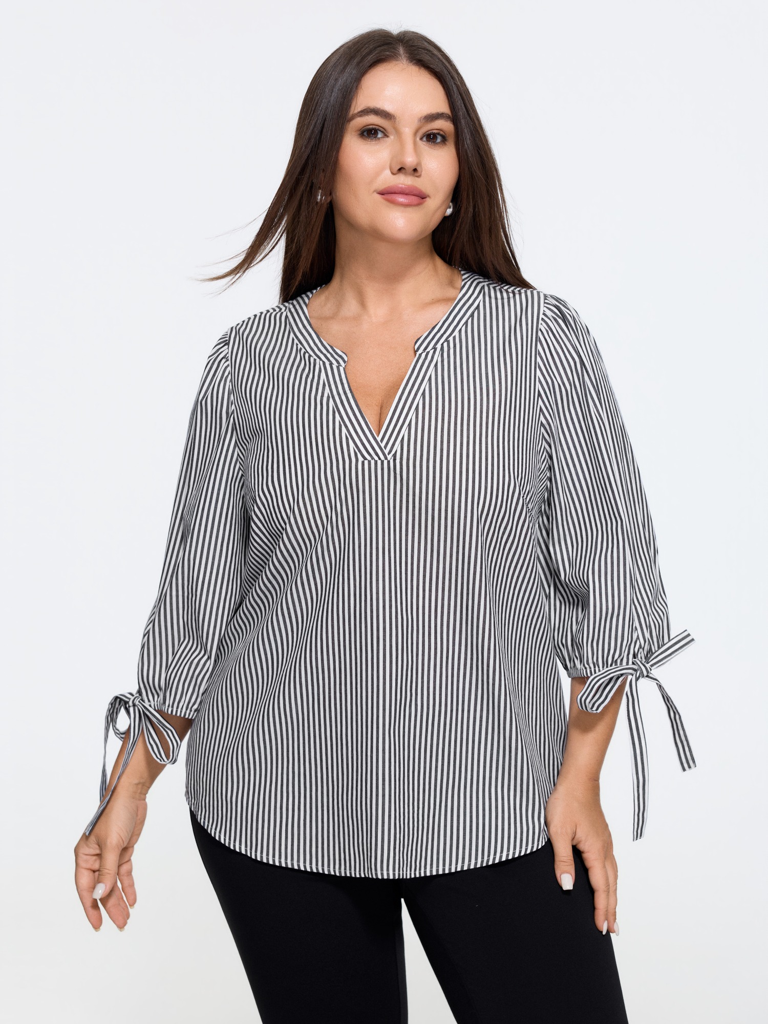 BloomChic Women's Plus Size Striped V Neck Tie Cuff Blouse Black Stripes Office 3/4 Sleeve V-Notch Neck 10/M