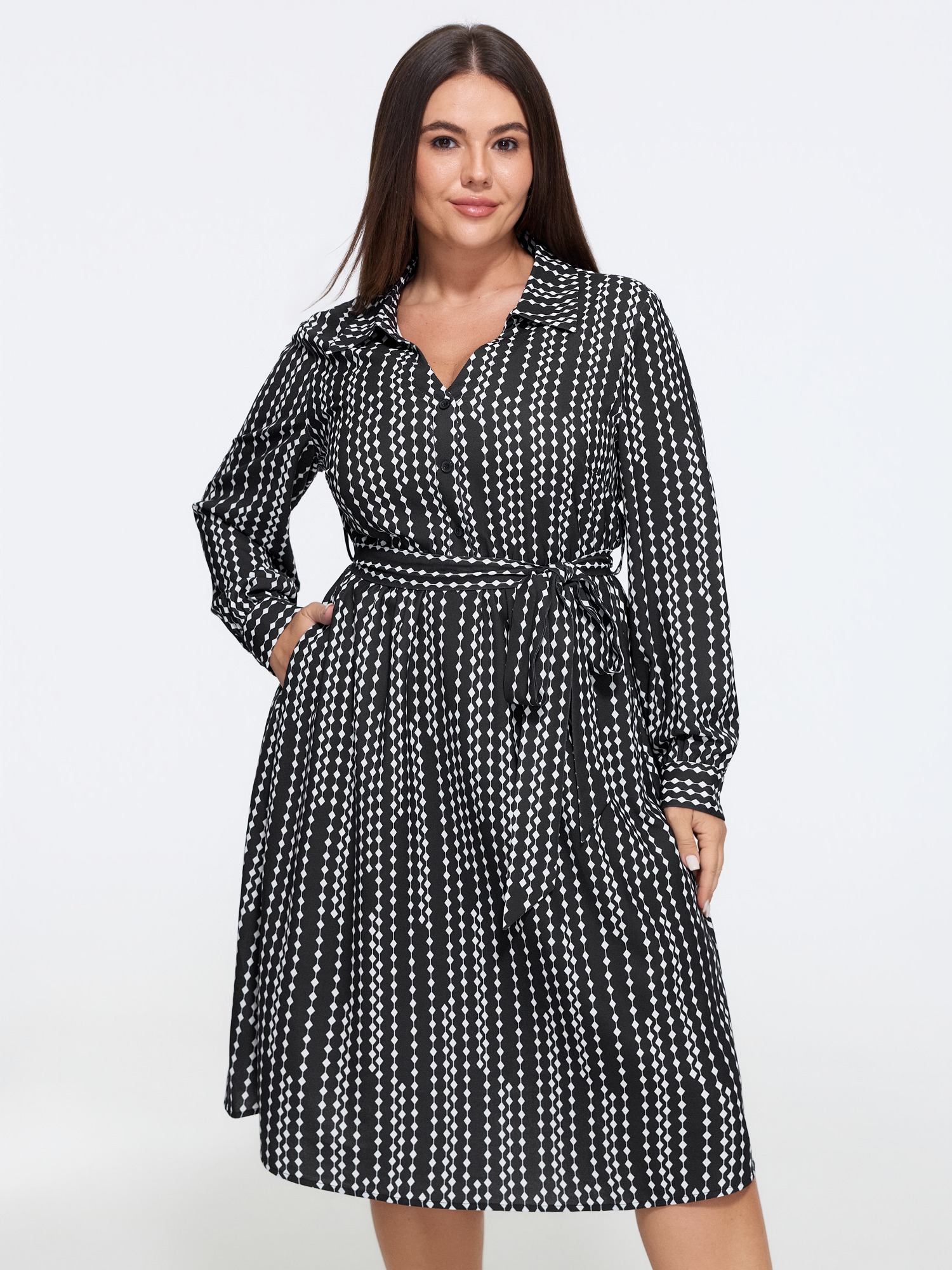 BloomChic Women's Plus Size Geometric Print Tie Waist Midi Dress Black Polka dots Midi Office Twist 10/M