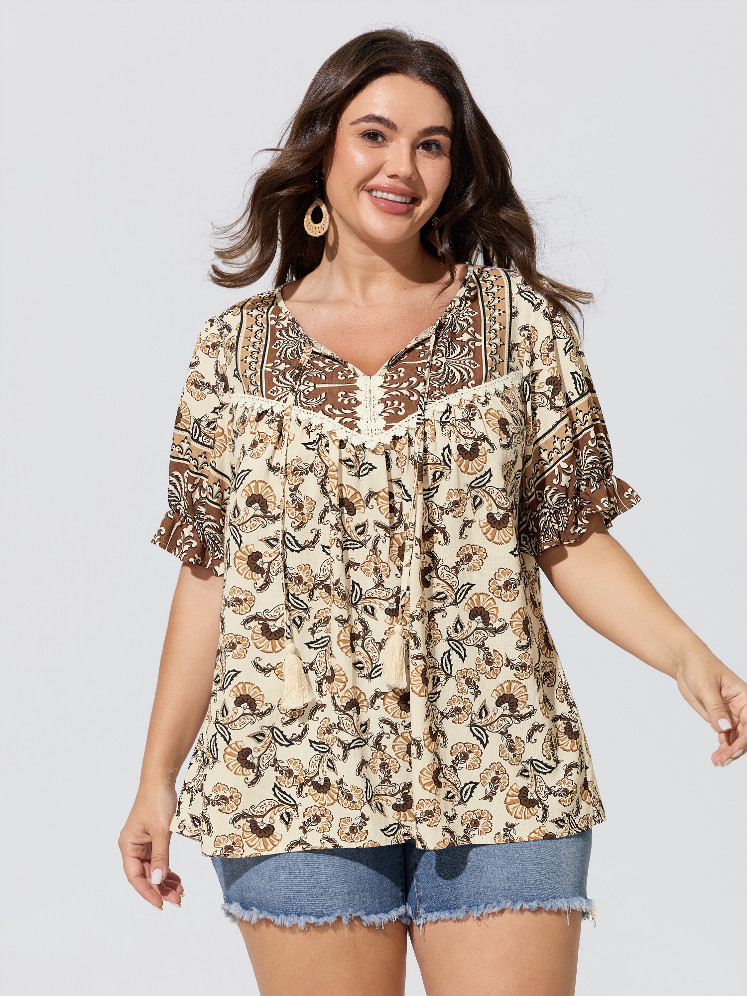 BloomChic Women's Plus Size Boho Floral Print Neck Tassels Blouse Root Beer Ethnic Floral Vacation Short sleeve Tie-Neck 10/M