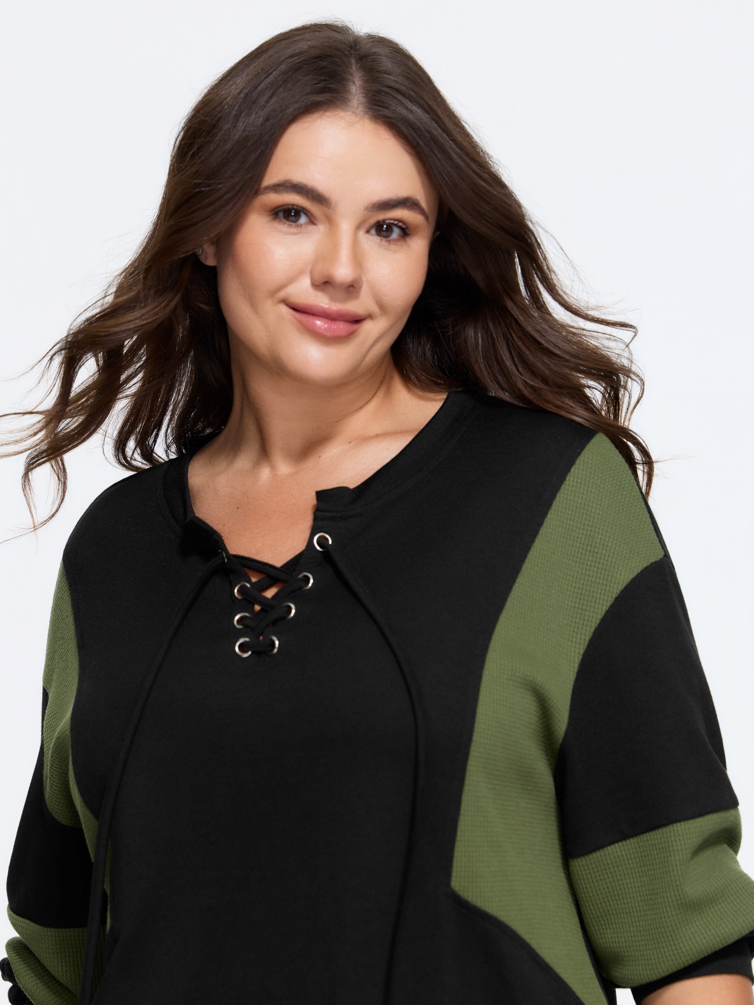 BloomChic Plus Size Color Block Lace Up Waffle Panel Sweatshirt - Women's Black Color Block Tie-Neck Comfort Midsection Fit Long Sleeve Americana Daily Sweatshirts 14/M