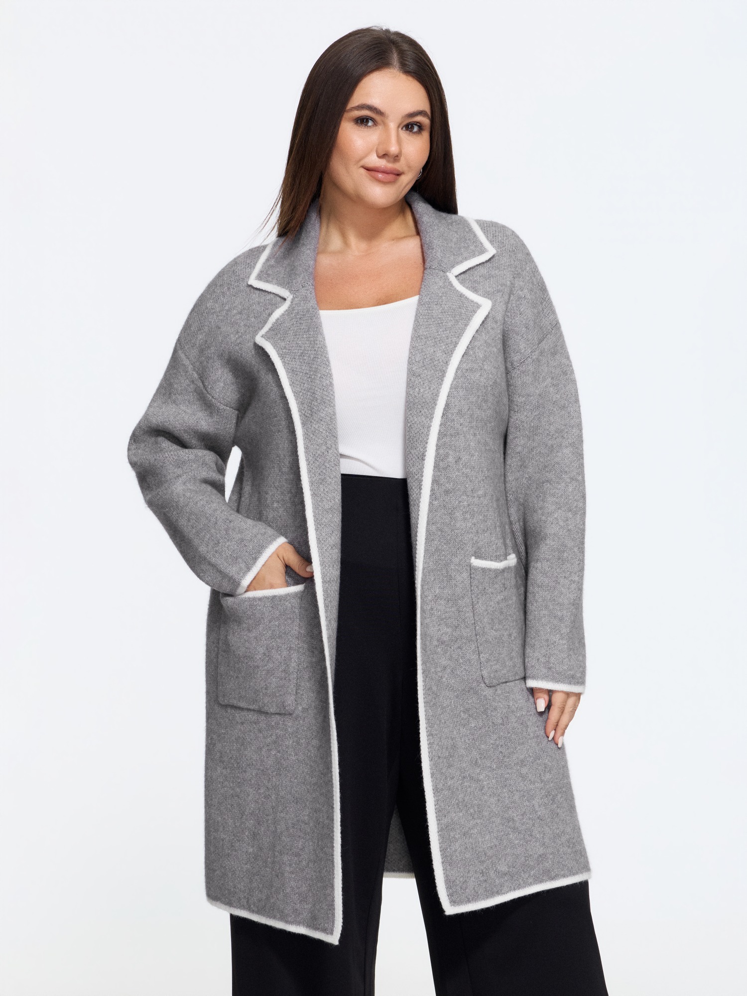 BloomChic Women's Plus Size Contrast Trim Lapel Collar Pocket Cardigan LightGray Long Sleeve Notched Lapel 10/M