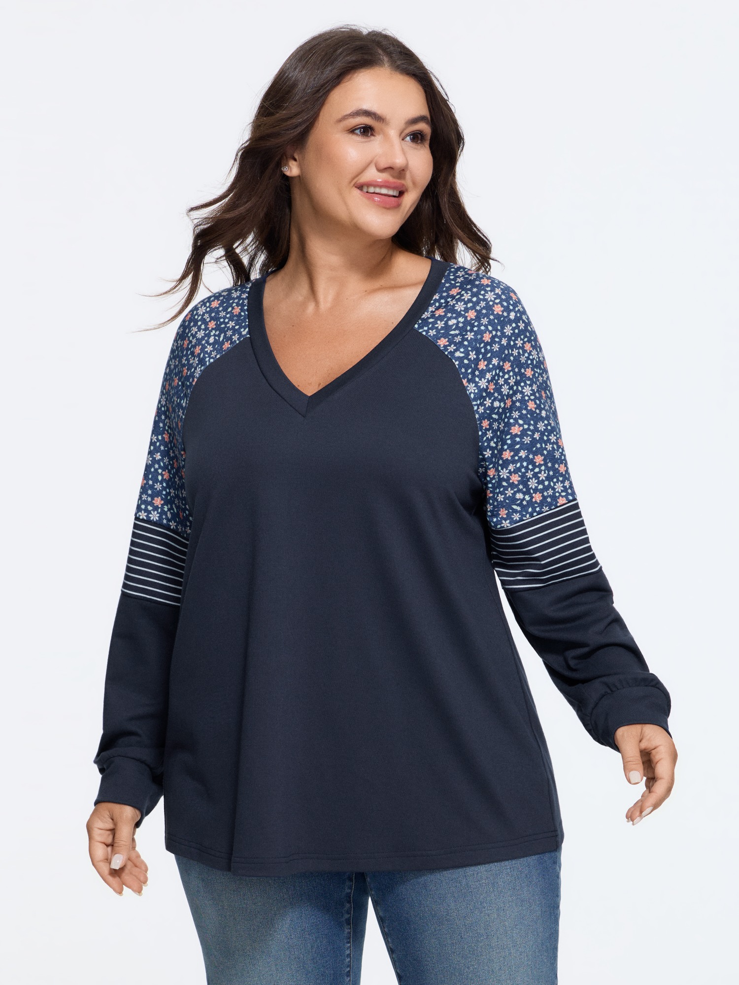 BloomChic Women's Plus Size V Neck Floral Stripe Patchwork Long Sleeve Sweatshirt Ocean Everyday-Casual V-Neck 10/M