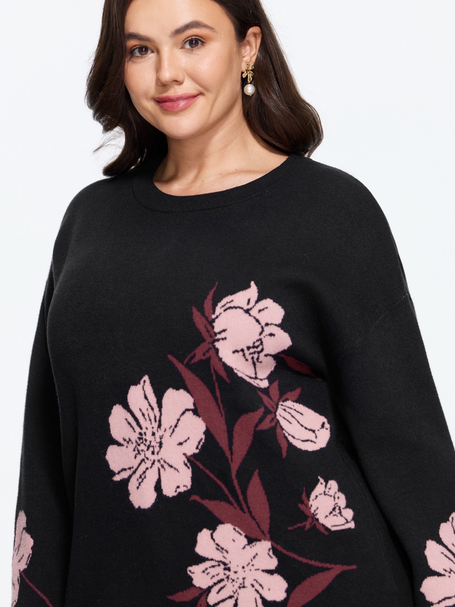 BloomChic Women's Plus Size Supersoft Floral Jacquard Round Neck Pullover Black Long Sleeve Round Neck 10/M