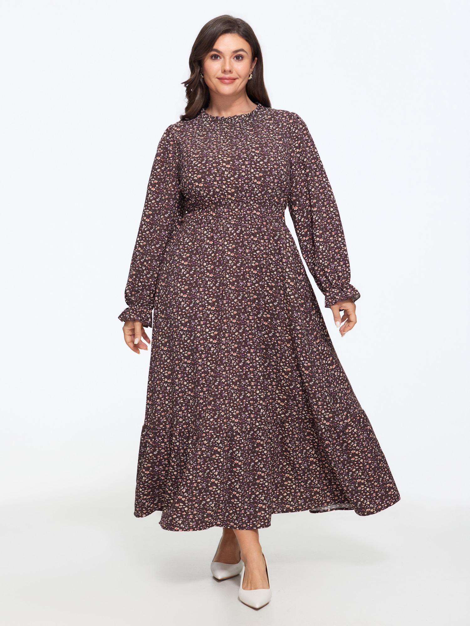 BloomChic Women's Plus Size Ditsy Floral Print Ruffle Hem Maxi Dress Wineberry Ditsy Floral Maxi Everyday-Elegant Smocked 22-24/3X