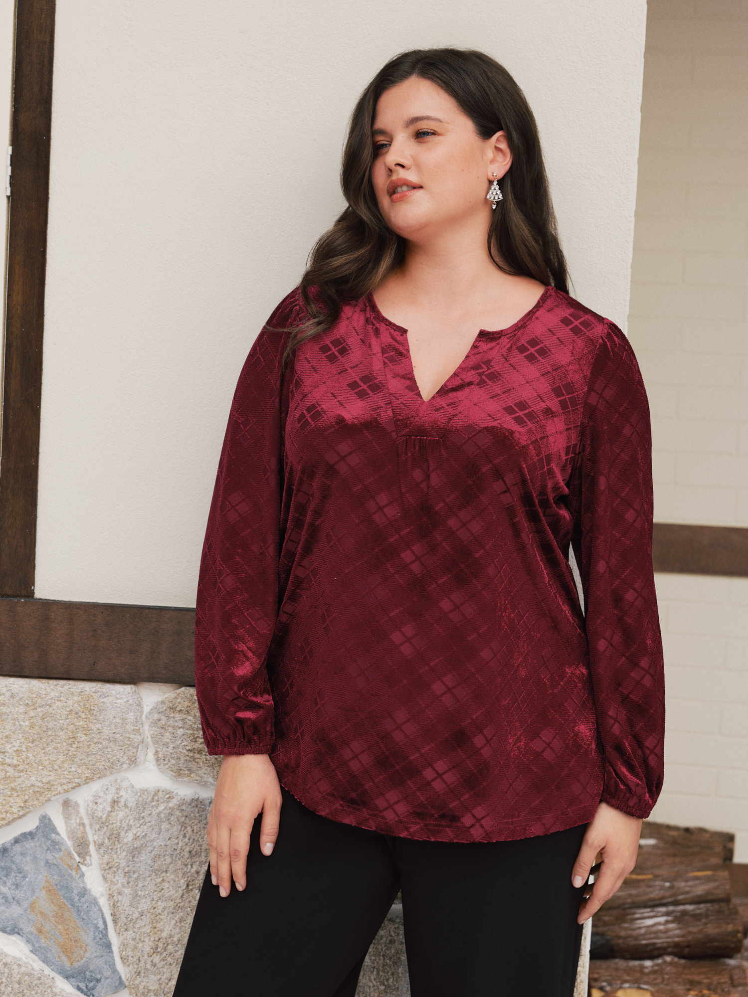 BloomChic Plus Size Stretchy Grid Velvet Notched Neck Top - Women's Lava Falls Solid V-Notch Neck Long Sleeve 节庆款 Knit Tops 14/M