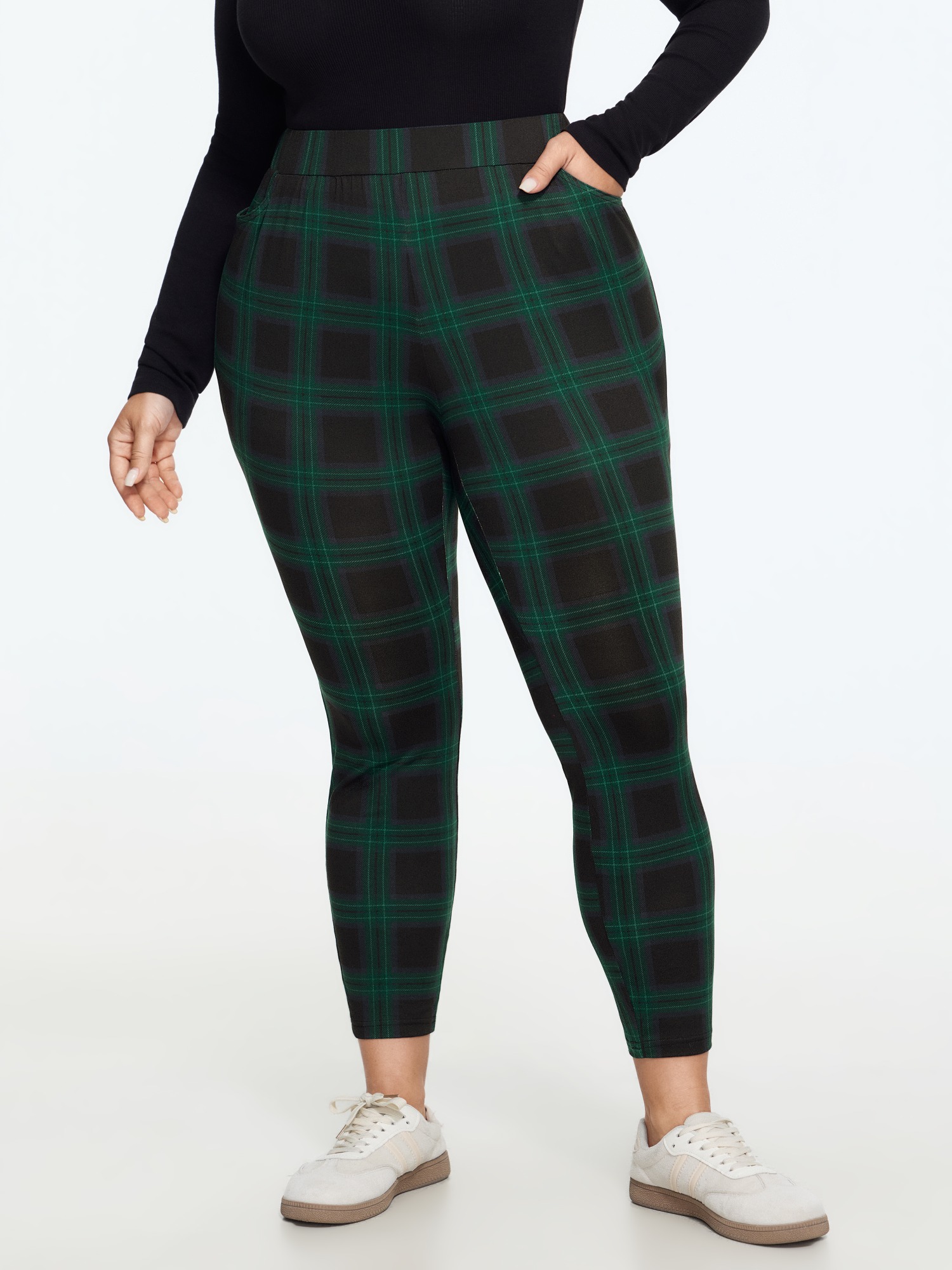 BloomChic Women's Plus Size Stretch Plaid Pocket Leggings Deep Jungle Skinny fit Mid Rise Everyday-Casual 22-24/3X