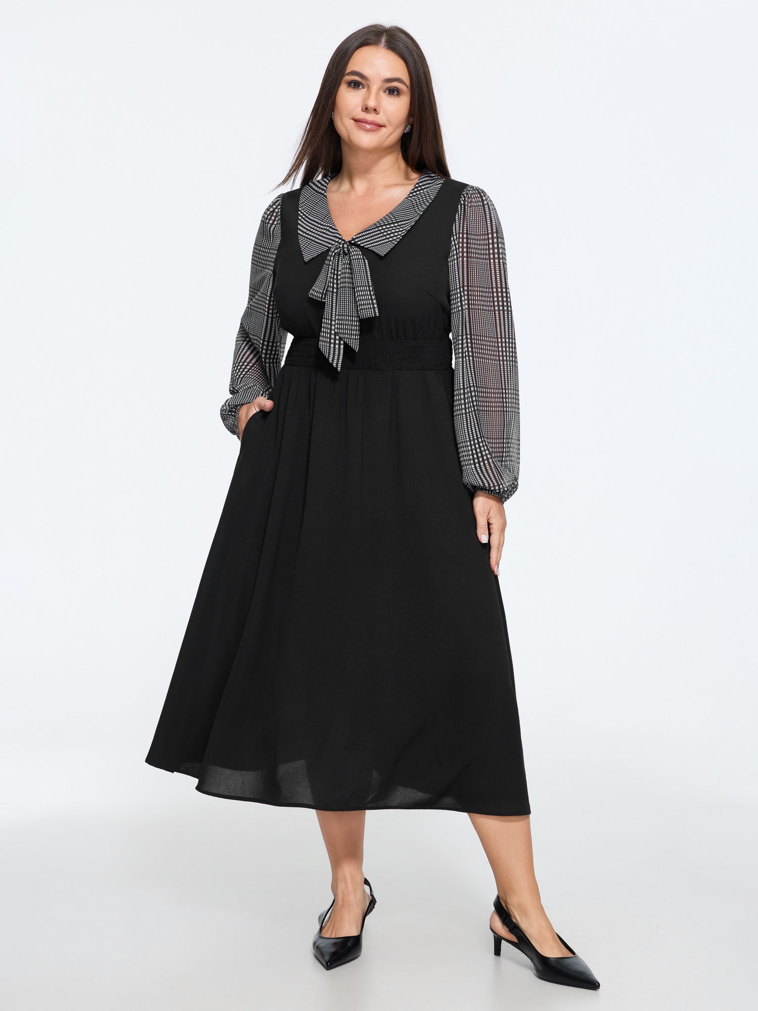BloomChic Women's Plus Size Bow Plaid Collar Patchwork Flowy Midi Dress Black Plaid Midi Office Patchwork 30/6X