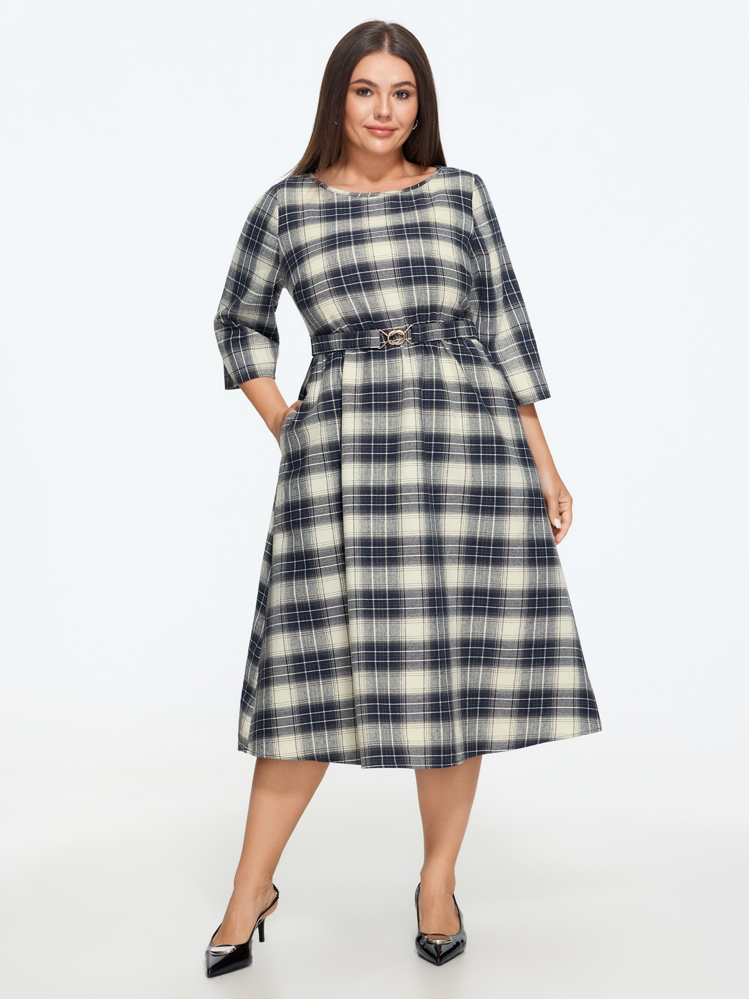 BloomChic Women's Plus Size Plaid 3/4 Sleeve Belted Pocket Midi Dress Estate Blue Plaid Midi Office Smocked 18-20/2X