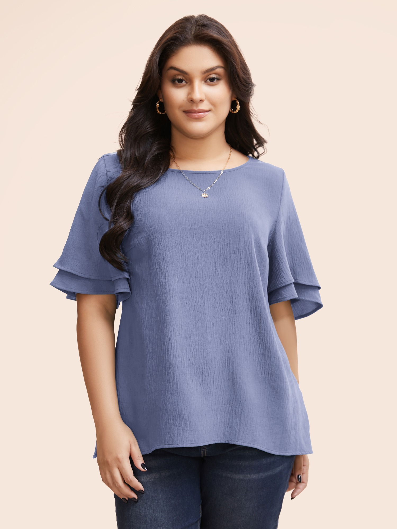 BloomChic Women's Plus Size Solid Tiered Ruffles Split Hem Blouse Blue Yonder Solid Everyday-Elegant Short sleeve Boat Neck 10/M